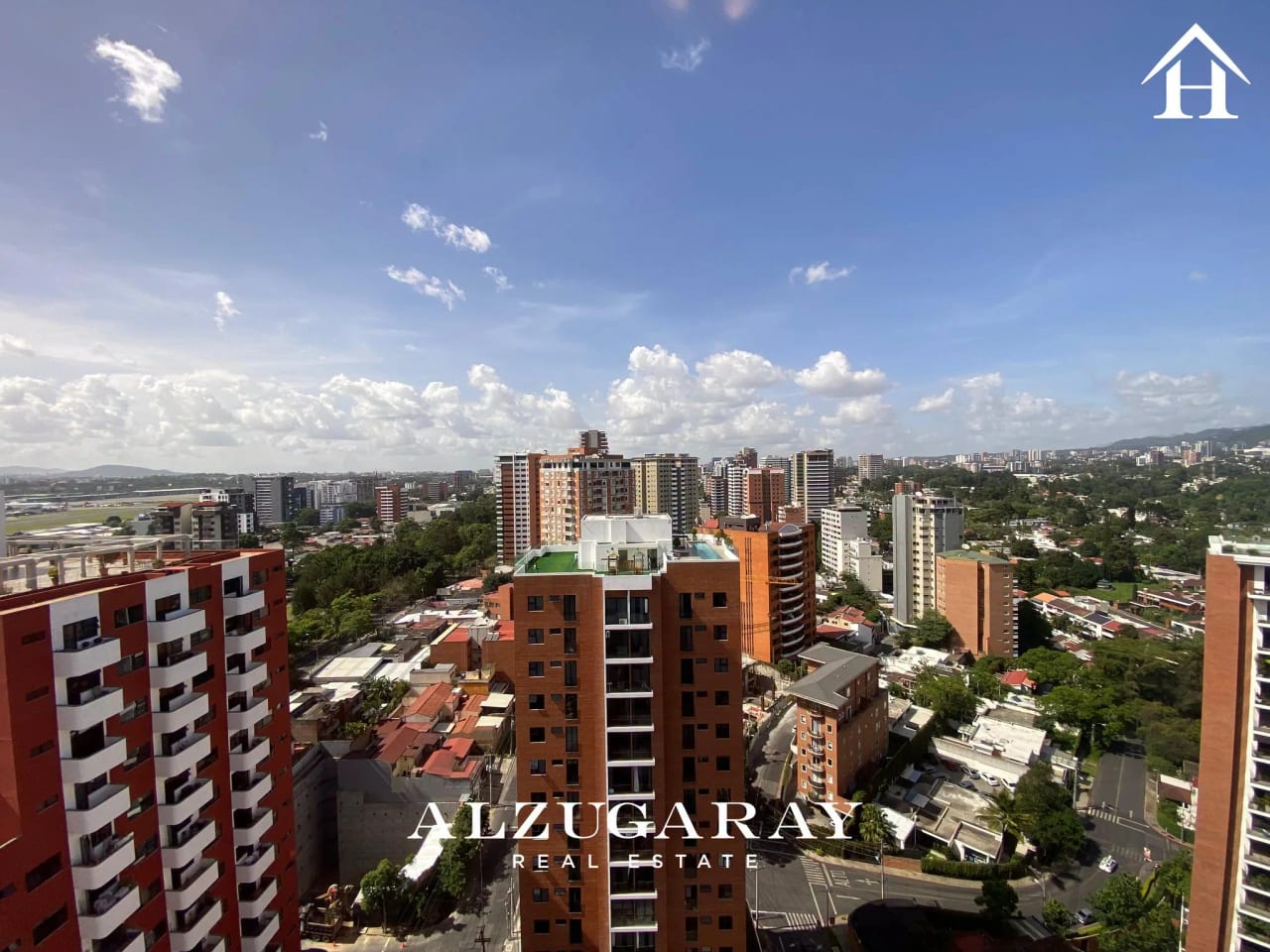 Apartamento en Renta 3 Hab.| Edificio en Zona 14 — Apartamento en Alquiler en Zona 14, Guatemala, Ciudad — foto 4 de 11