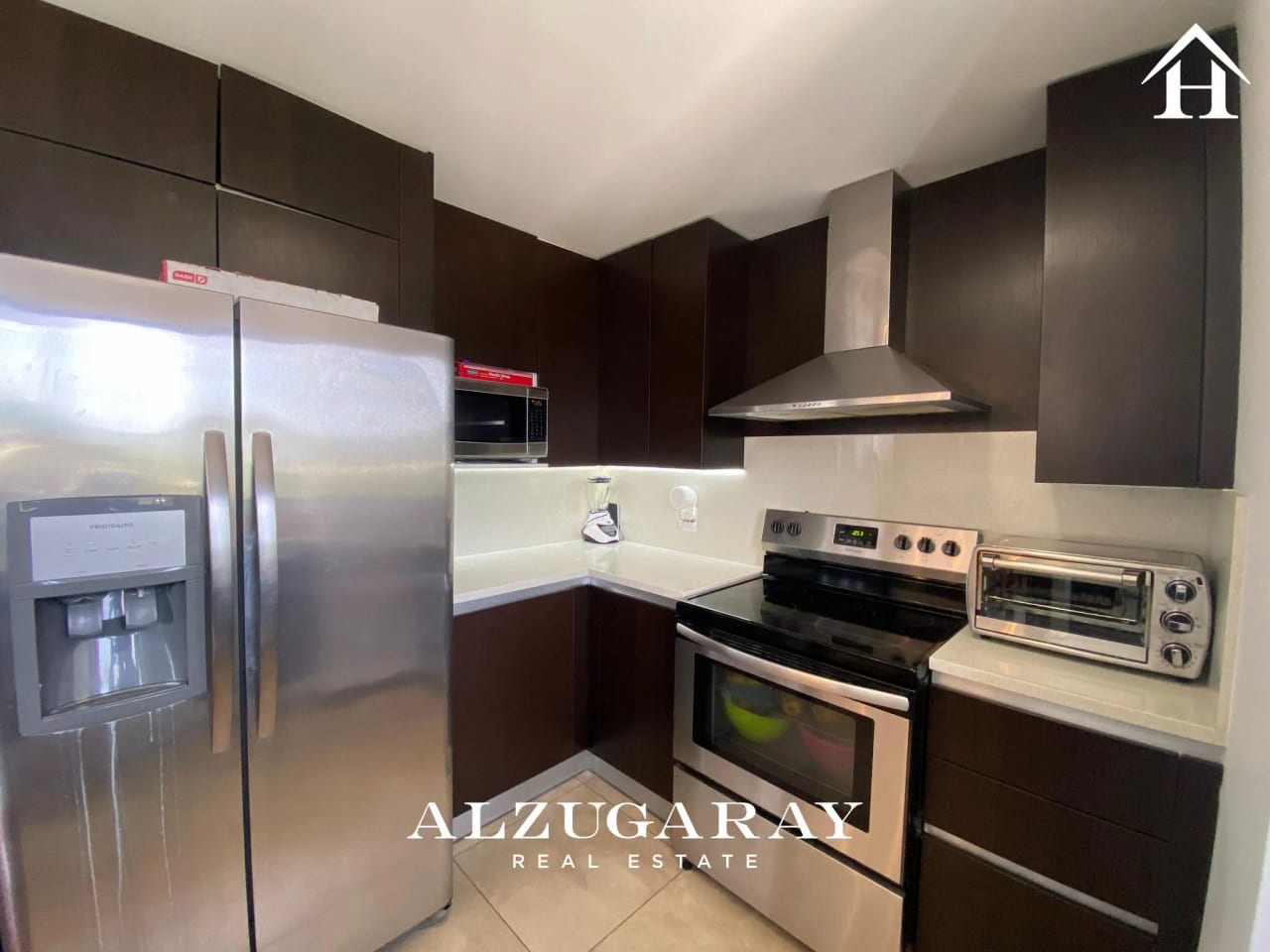 Apartamento en Renta 3 Hab.| Edificio en Zona 14 — Apartamento en Alquiler en Zona 14, Guatemala, Ciudad — foto 6 de 11