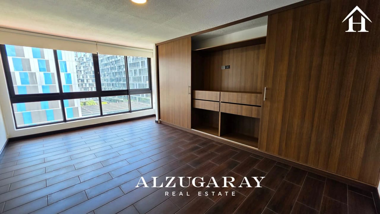 Apartamento en Venta o Renta 4 Hab. | Edificio en Zona 10 — Apartamento en Venta en Zona 10, Guatemala, Ciudad — foto 5 de 10