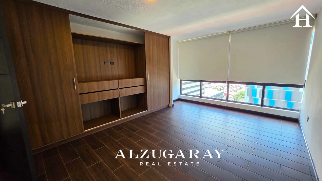 Apartamento en Venta o Renta 4 Hab. | Edificio en Zona 10 — Apartamento en Venta en Zona 10, Guatemala, Ciudad — foto 6 de 10