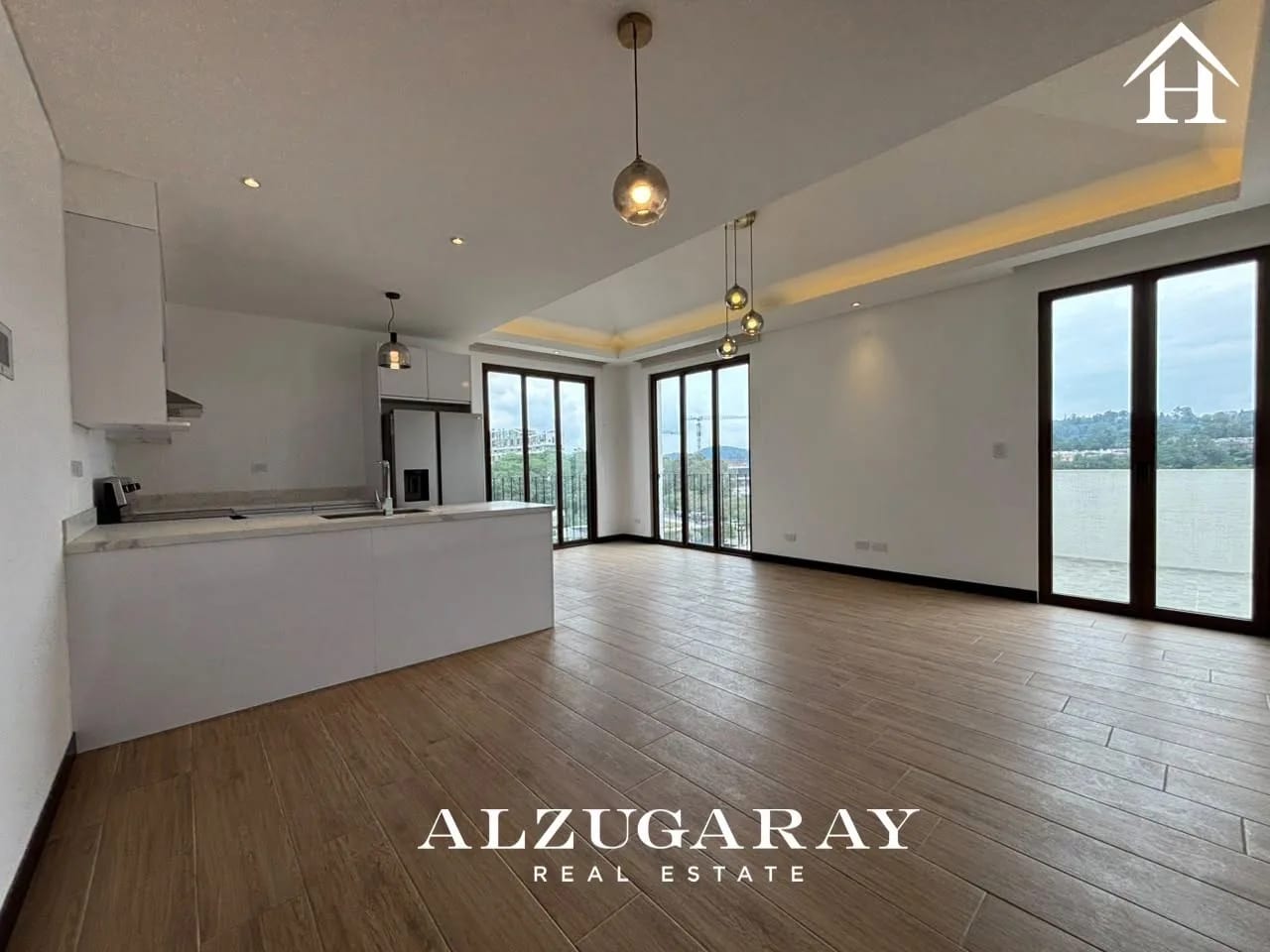 Apartamento en Renta 3 Hab | Lirios de Cayala Z 16 — Apartamento en Alquiler en Lirios de Cayalá III, Zona 16, Guatemala, Ciudad — foto 2 de 11