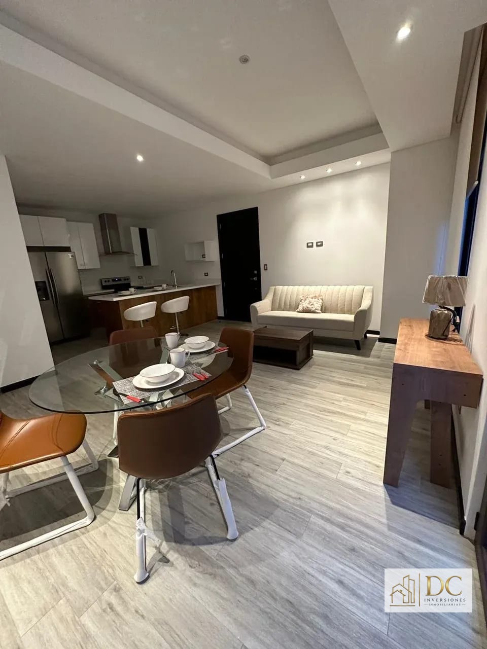 đ APARTAMENTO AMUEBLADO EN RENTA â 2 HAB + CLUB LA MIRANDA | LIRIOS II DE CAYALĂ | ZONA 16 â Apartamento en Alquiler en Lirios de CayalĂĄ II, Zona 16, Guatemala, Ciudad â foto 2 de 11