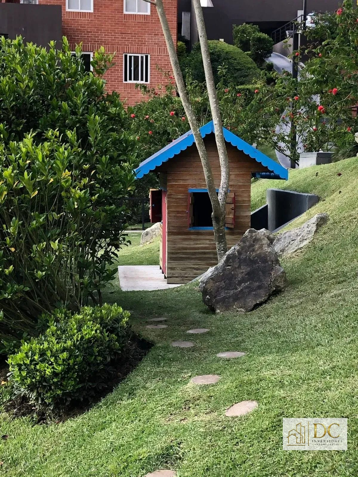 📍APARTAMENTO AMUEBLADO EN RENTA – 2 HAB + ESTUDIO | HEXA 16 | ZONA 16 — Apartamento en Alquiler en Hexa Cañada 16, Zona 16, Guatemala, Ciudad — foto 12 de 17