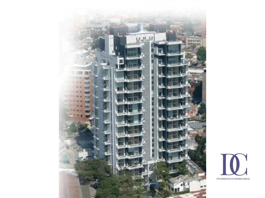 📍 APARTAMENTO EN VENTA – 2 HAB + DOBLE ALTURA | EDIFICIO ATRIUM | ZONA 10 — Apartamento en Venta en Atrium, Zona 10, Guatemala, Ciudad — foto 1 de 14