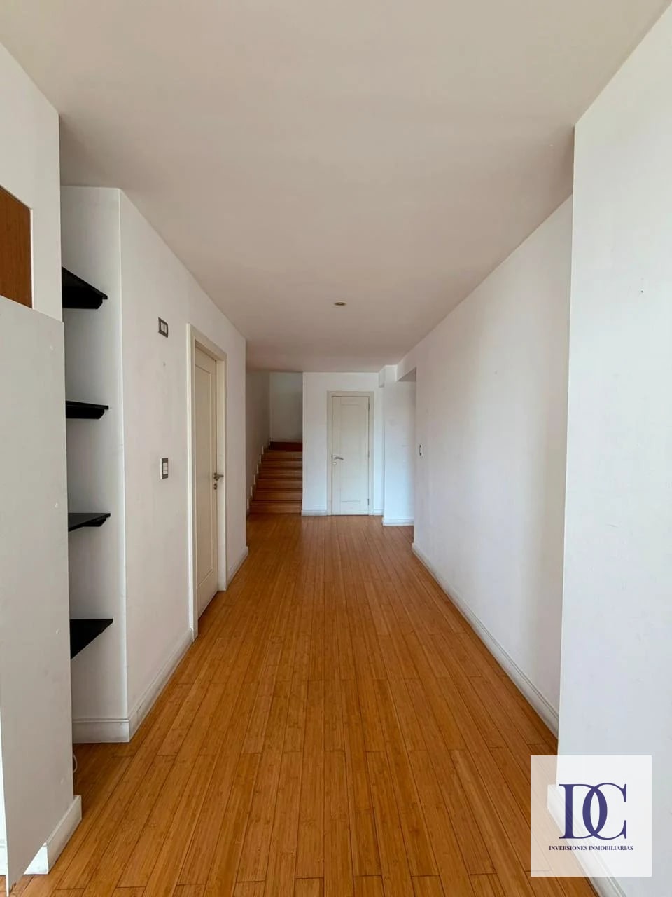 📍 APARTAMENTO EN VENTA – 2 HAB + DOBLE ALTURA | EDIFICIO ATRIUM | ZONA 10 — Apartamento en Venta en Atrium, Zona 10, Guatemala, Ciudad — foto 11 de 14