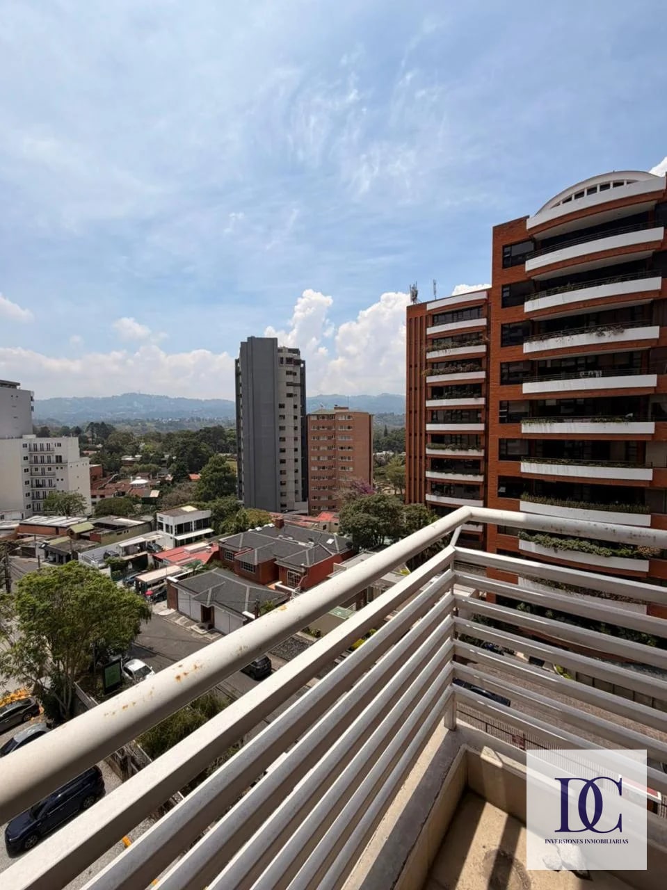 📍 APARTAMENTO EN RENTA – 2 HAB + BALCÓN | EDIFICIO ADRIATIKA | ZONA 14 — Apartamento en Alquiler en Adriática, Zona 14, Guatemala, Ciudad — foto 5 de 12