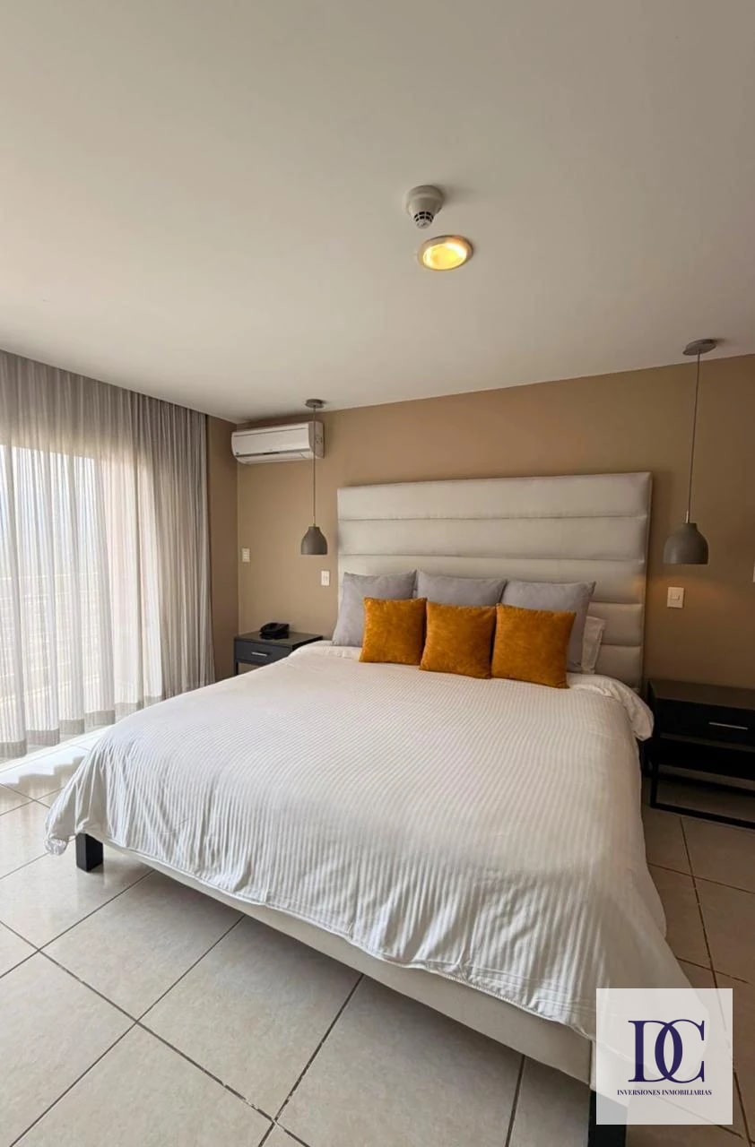 📍 APARTAMENTO AMUEBLADO EN RENTA – 2 HAB + VISTA ESPECTACULAR | EDIFICIO ADRIATIKA | ZONA 14 — Apartamento en Alquiler en Adriática, Zona 14, Guatemala, Ciudad — foto 8 de 12