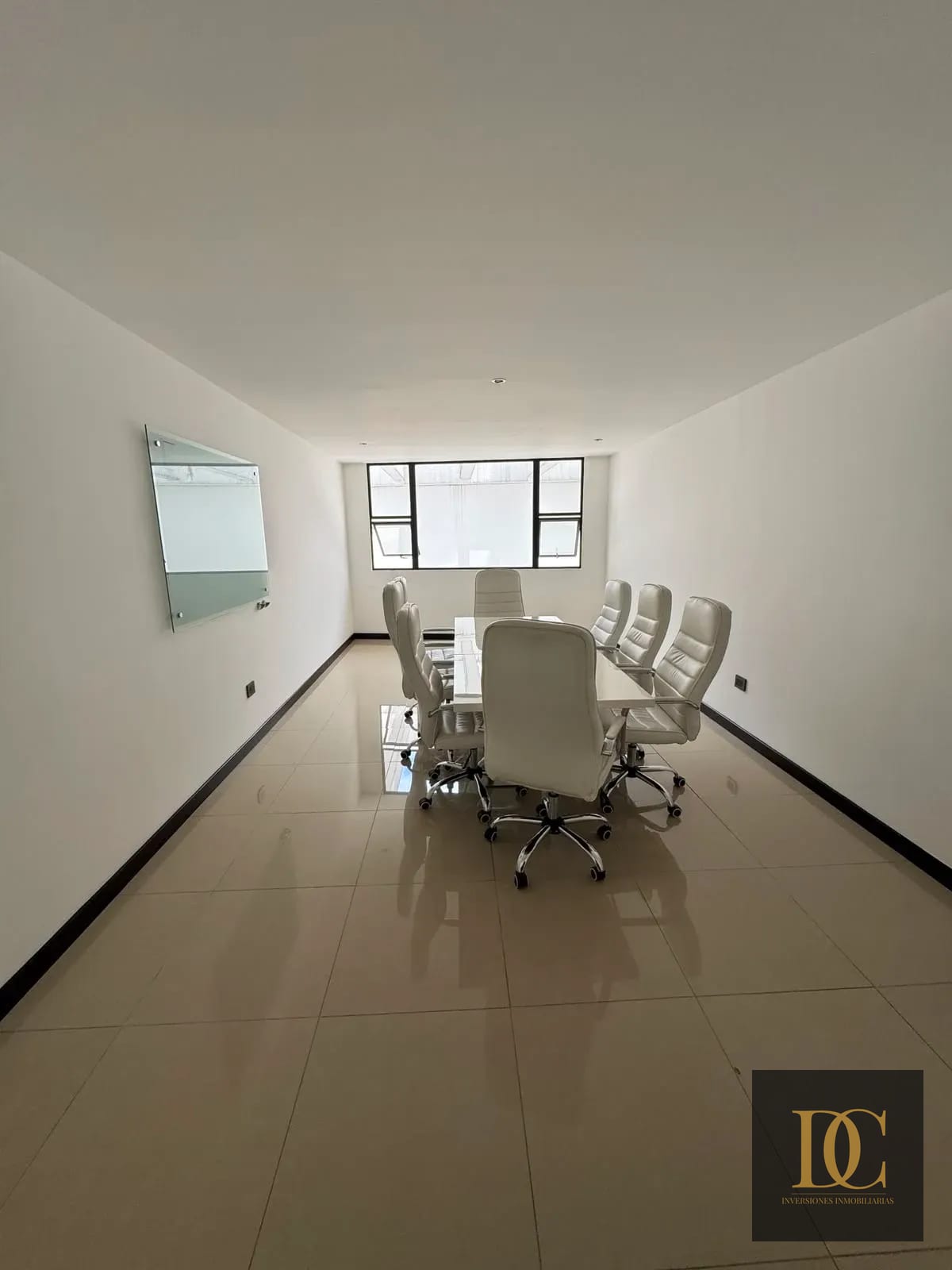 📍 Apartamento en Renta Amueblado– 2 Hab | Edificio Castalia | Vhii, Zona 15 — Apartamento en Alquiler en Castalia, Zona 15, Guatemala, Ciudad — foto 4 de 14