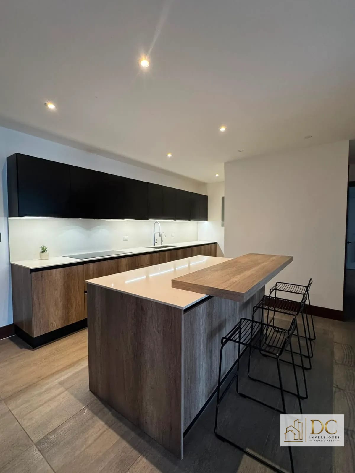 đ APARTAMENTO EN RENTA â 2 HAB + BALCĂN PRIVADO | ZEN CAYALĂ | ZONA 16 â Apartamento en Alquiler en Zen CayalĂĄ, Zona 16, Guatemala, Ciudad â foto 5 de 16