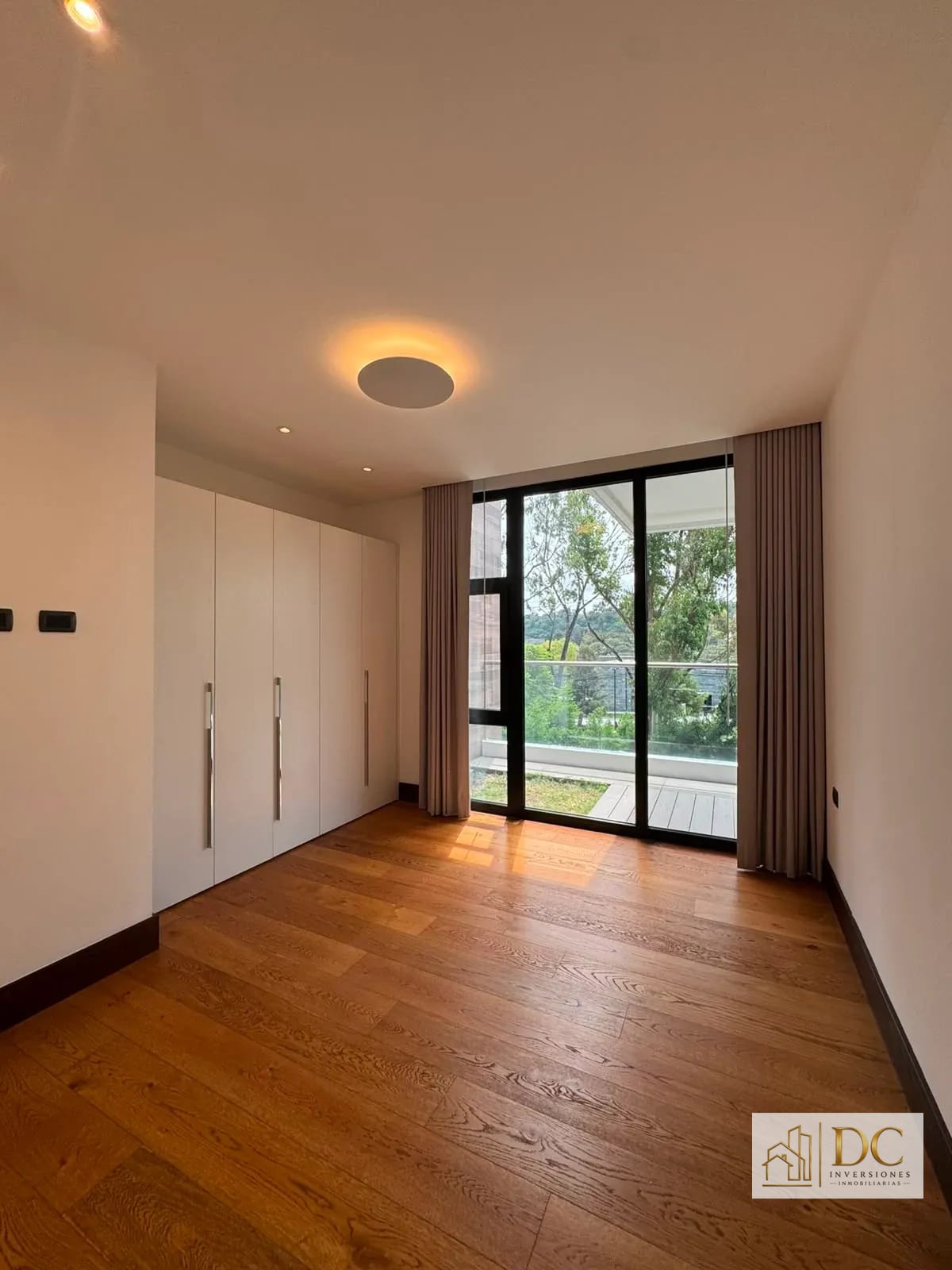 đ APARTAMENTO EN RENTA â 2 HAB + BALCĂN PRIVADO | ZEN CAYALĂ | ZONA 16 â Apartamento en Alquiler en Zen CayalĂĄ, Zona 16, Guatemala, Ciudad â foto 10 de 16