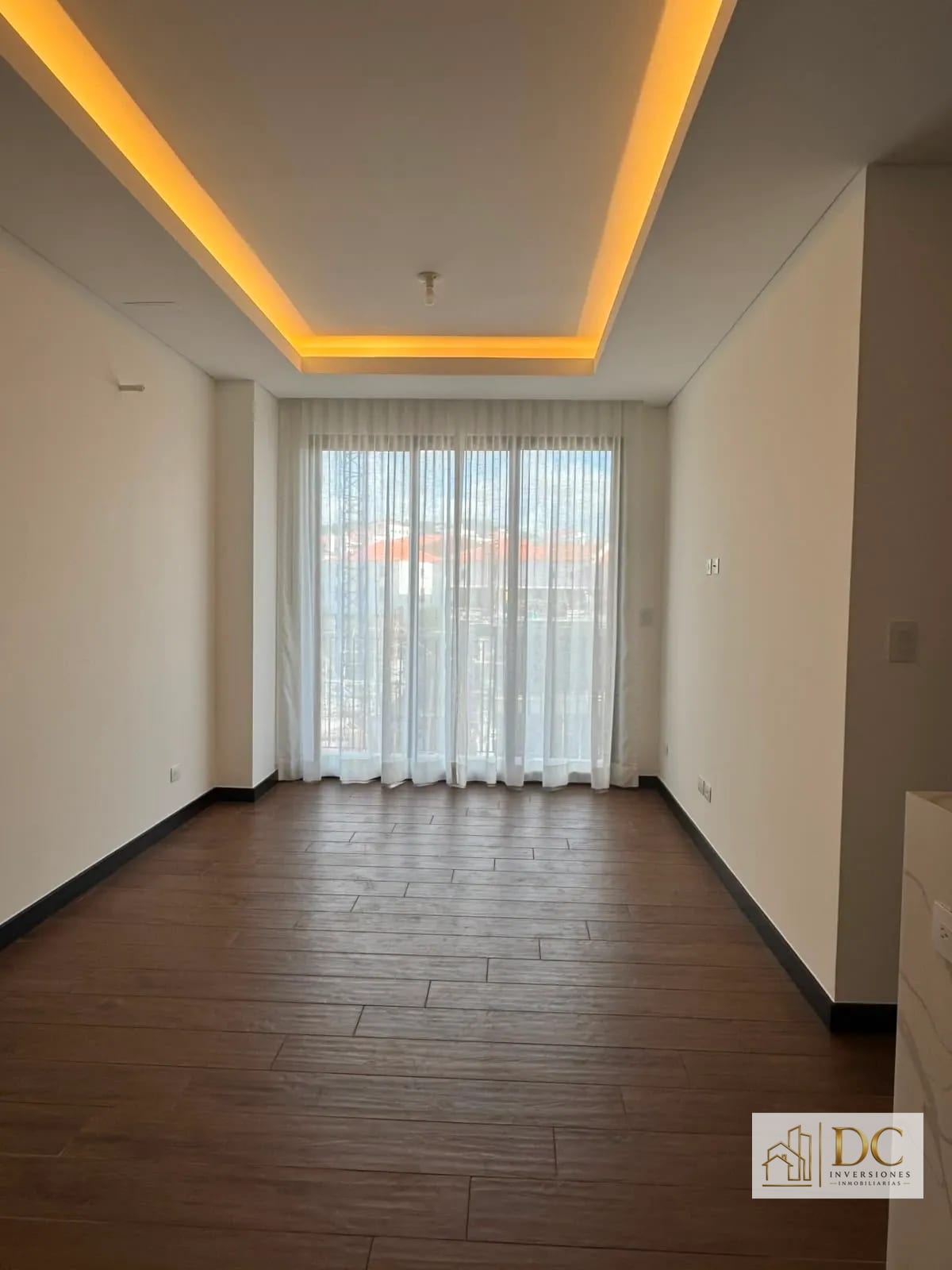 đ APARTAMENTO EN RENTA â 2 HAB + BALCĂN | LIRIOS CAYALĂ | ZONA 16 â Apartamento en Alquiler en Lirios de CayalĂĄ I, Zona 16, Guatemala, Ciudad â foto 3 de 11