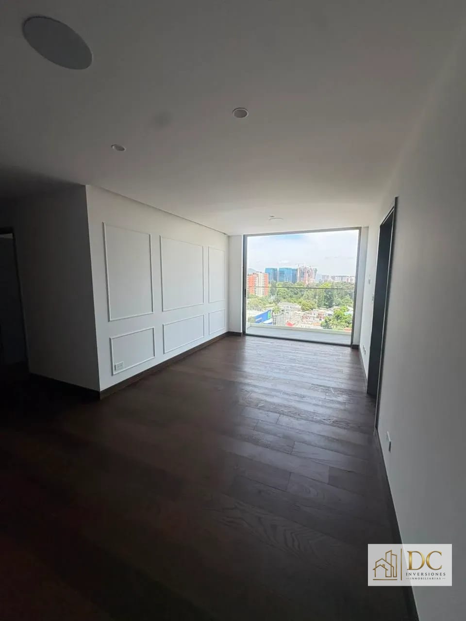 📍 APARTAMENTO EN RENTA – 3 HAB + LÍNEA BLANCA + NIVEL ALTO | ATARAH | ZONA 10 — Apartamento en Alquiler en Atarah, Zona 10, Guatemala, Ciudad — foto 7 de 15