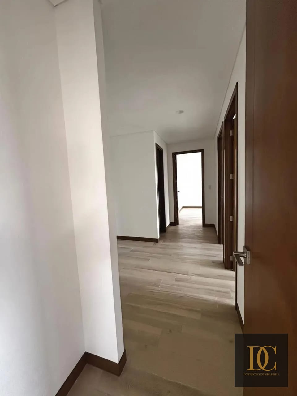 đ Apartamento en Alquiler â 3 Hab + Sala Familiar | Ferre Diez, Z.10 â Apartamento en Alquiler en FerrĂŠ Diez, Zona 10, Guatemala, Ciudad â foto 8 de 12