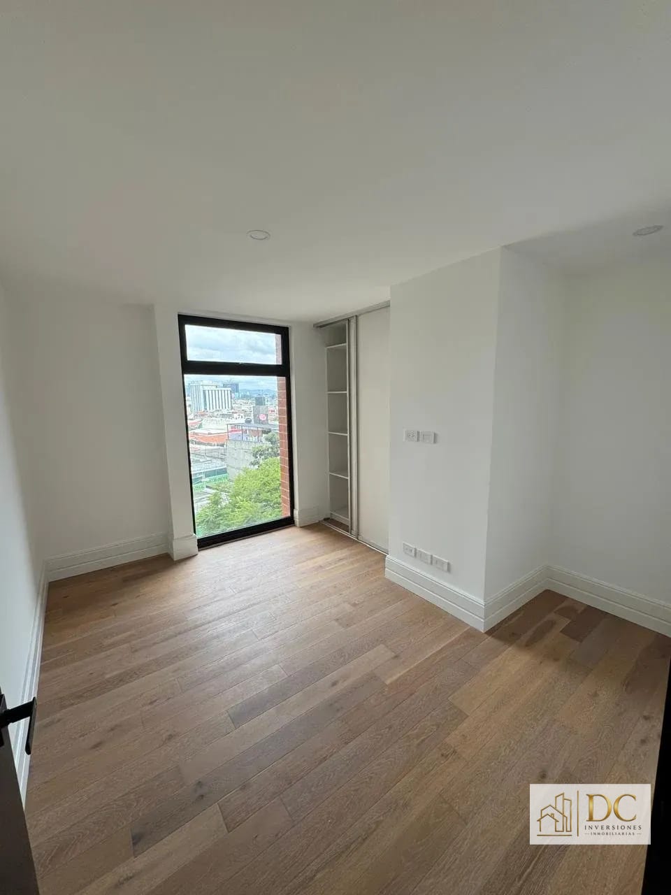 đ Apartamento en Venta â 3 Hab + 2 Parqueos | Edificio CĂ©ntrico | Z.5 â Apartamento en Venta en CĂ©ntrico, Zona 5, Guatemala, Ciudad â foto 5 de 12