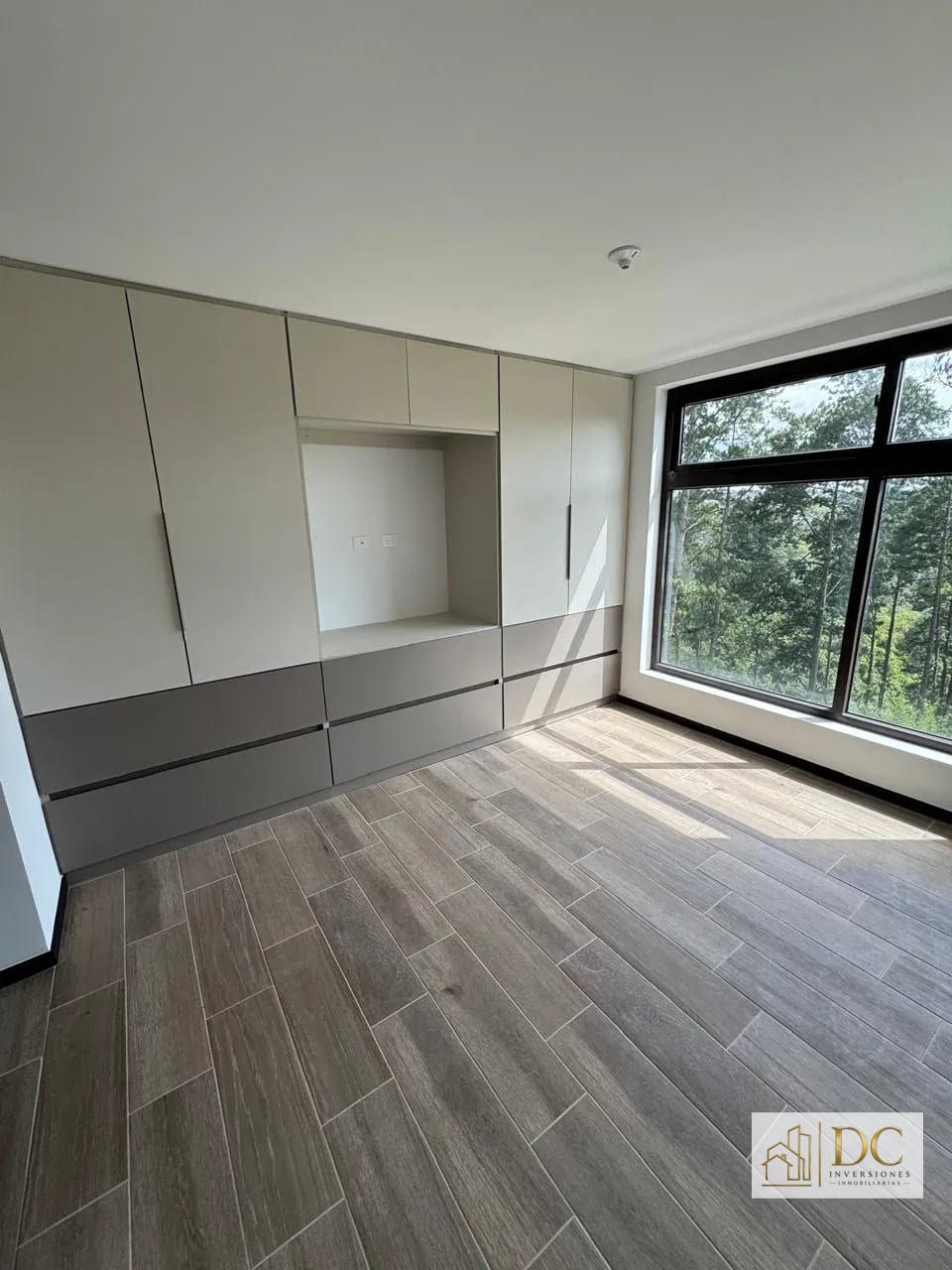📍 Apartamento en Renta – 3 Hab + 2 Parqueos Tándem | Ogawa | Zona 16 — Apartamento en Alquiler en Zona 16, Guatemala, Ciudad — foto 8 de 16