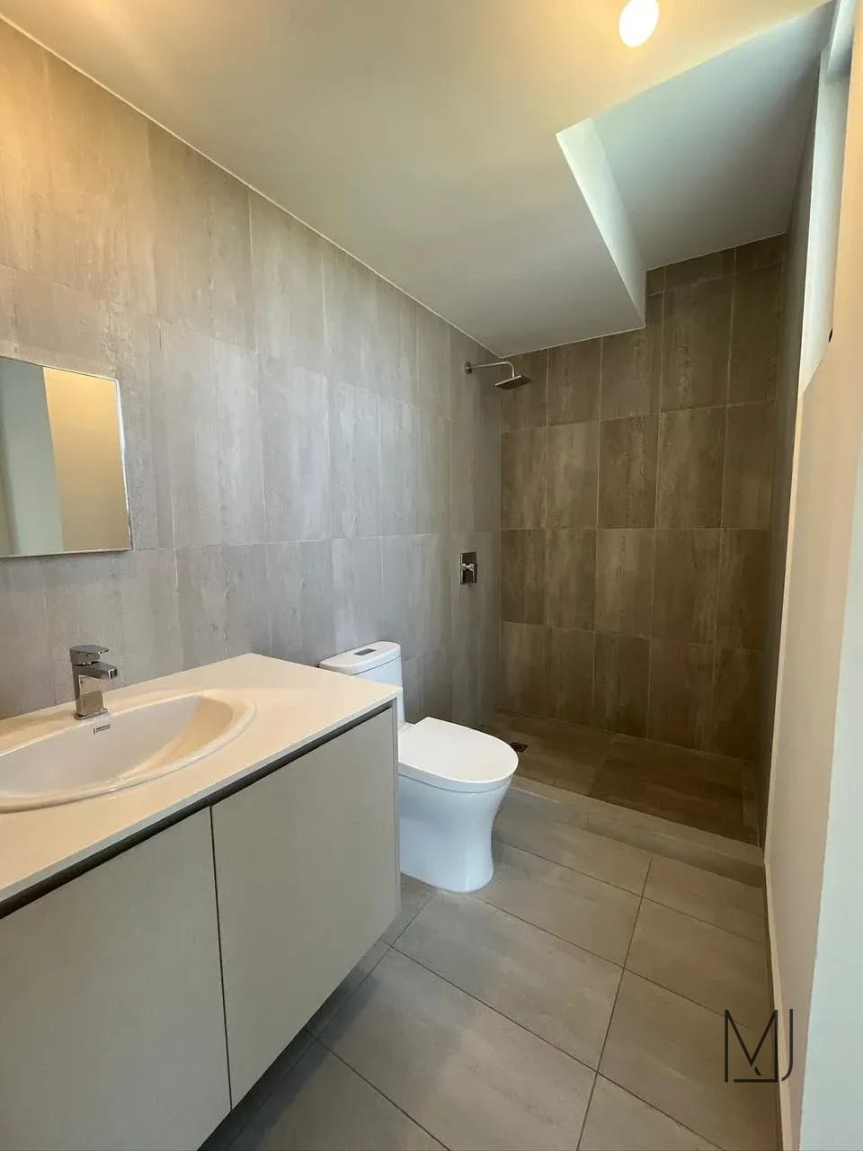 Apartamento en Renta | Morea | Zona 15 Vista Hermosa II | Vista espectacular y moderno — Apartamento en Alquiler en Morea, Zona 15, Guatemala, Ciudad — foto 10 de 16