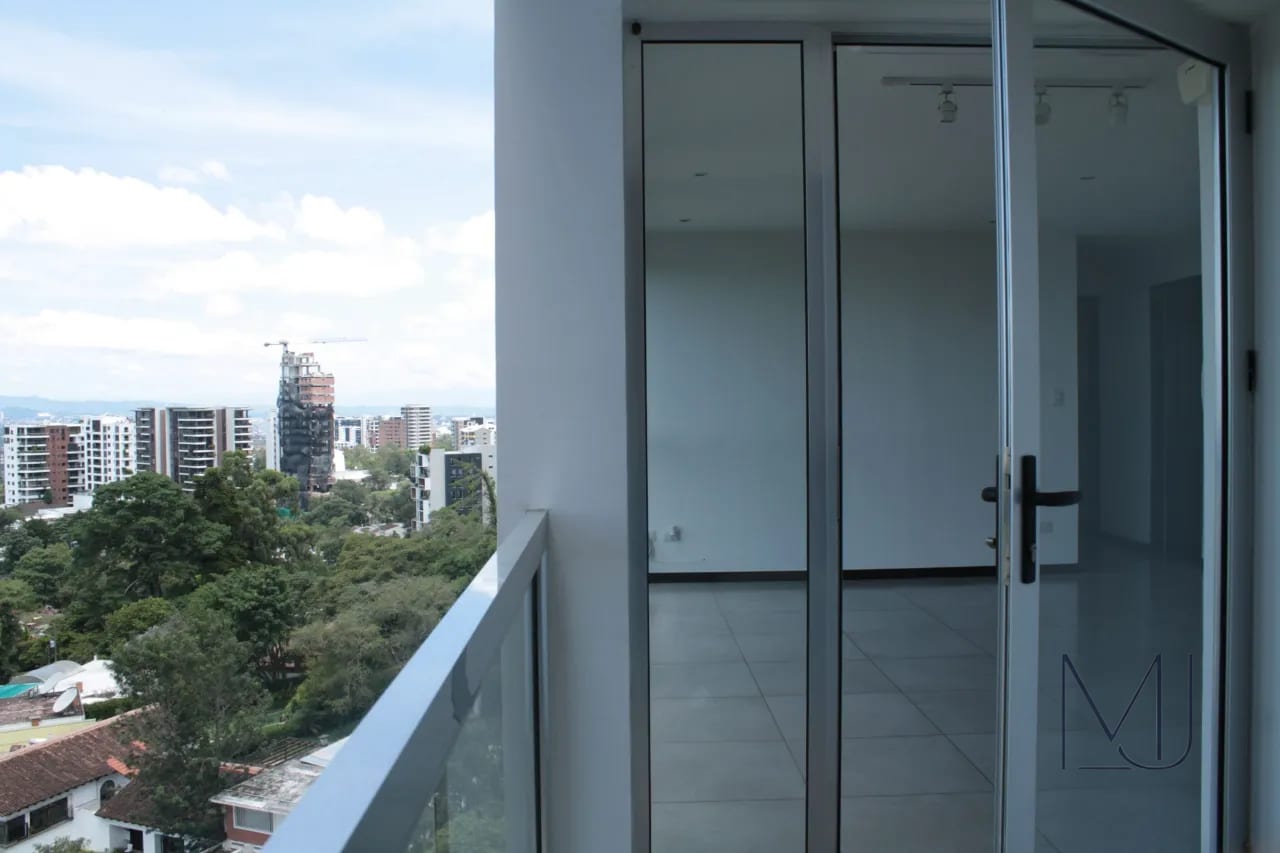 Apartamento en Alquiler / Venta | Edificio Telia | Zona 15 VH2 | 2 habitaciones · Balcón — Apartamento en Alquiler en Telia, Zona 15, Guatemala, Ciudad — foto 3 de 14