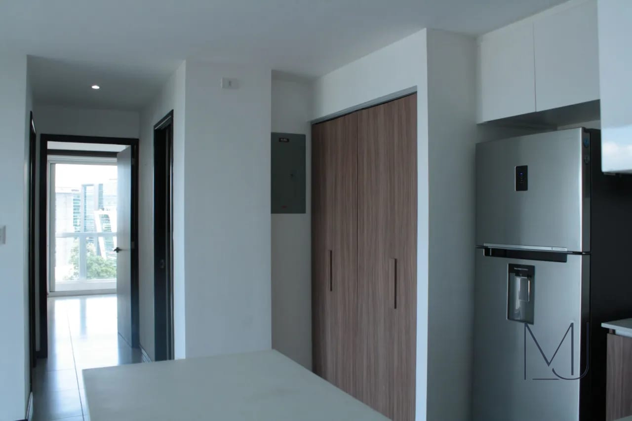 Apartamento en Alquiler / Venta | Edificio Telia | Zona 15 VH2 | 2 habitaciones · Balcón — Apartamento en Alquiler en Telia, Zona 15, Guatemala, Ciudad — foto 6 de 14