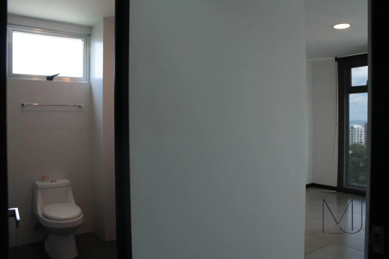 Apartamento en Alquiler / Venta | Edificio Telia | Zona 15 VH2 | 2 habitaciones · Balcón — Apartamento en Alquiler en Telia, Zona 15, Guatemala, Ciudad — foto 7 de 14