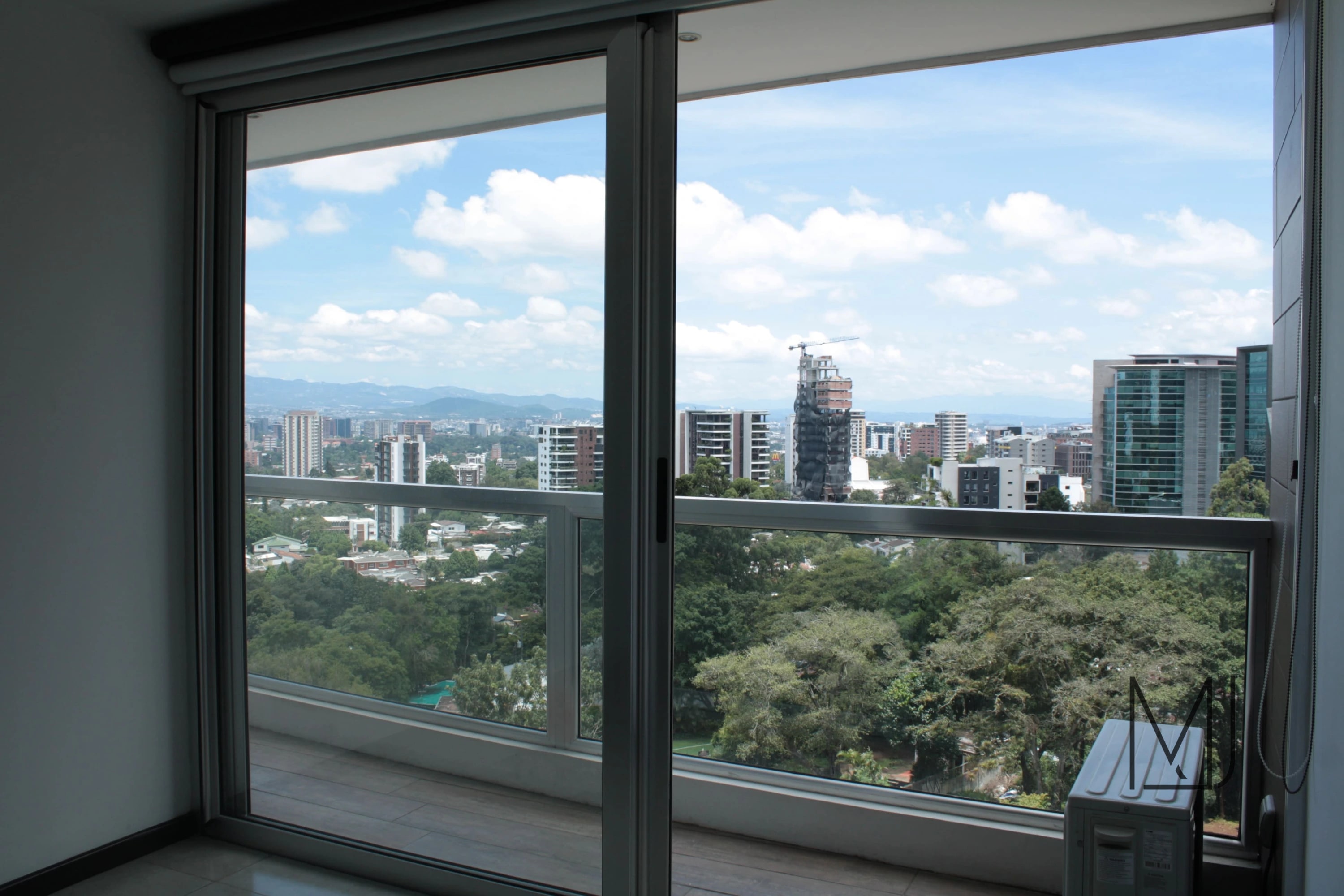 Apartamento en Alquiler / Venta | Edificio Telia | Zona 15 VH2 | 2 habitaciones · Balcón — Apartamento en Alquiler en Telia, Zona 15, Guatemala, Ciudad — foto 12 de 14