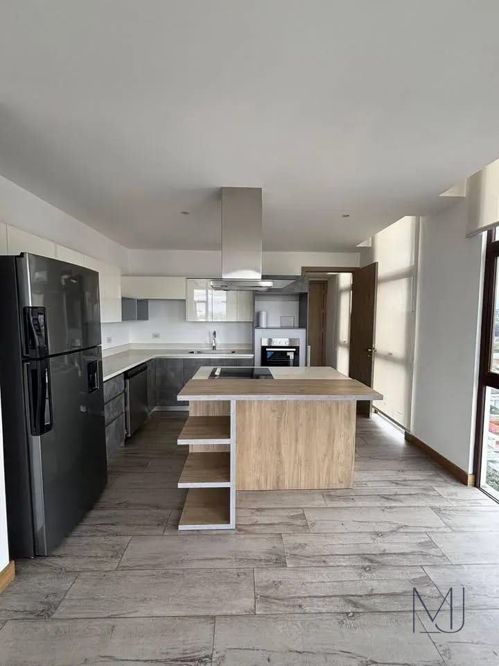 Apartamento en Alquiler | Edificio Nordic | Zona 15 | Frente a Cayalá · 2 habitaciones — Apartamento en Alquiler en Nordic, Zona 15, Guatemala, Ciudad — foto 3 de 17