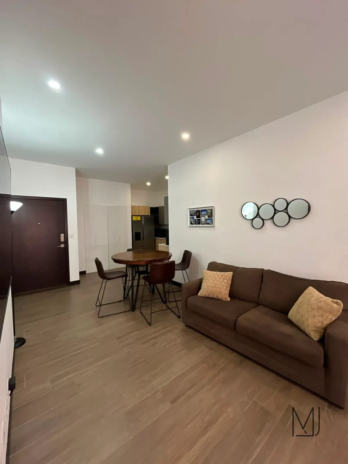 Apartamento Amueblado en Alquiler | Diagoseis | Zona 10 | Diagonal 6 · 1 habitación — Apartamento en Alquiler en Diagoseis, Zona 10, Guatemala, Ciudad — foto 4 de 17