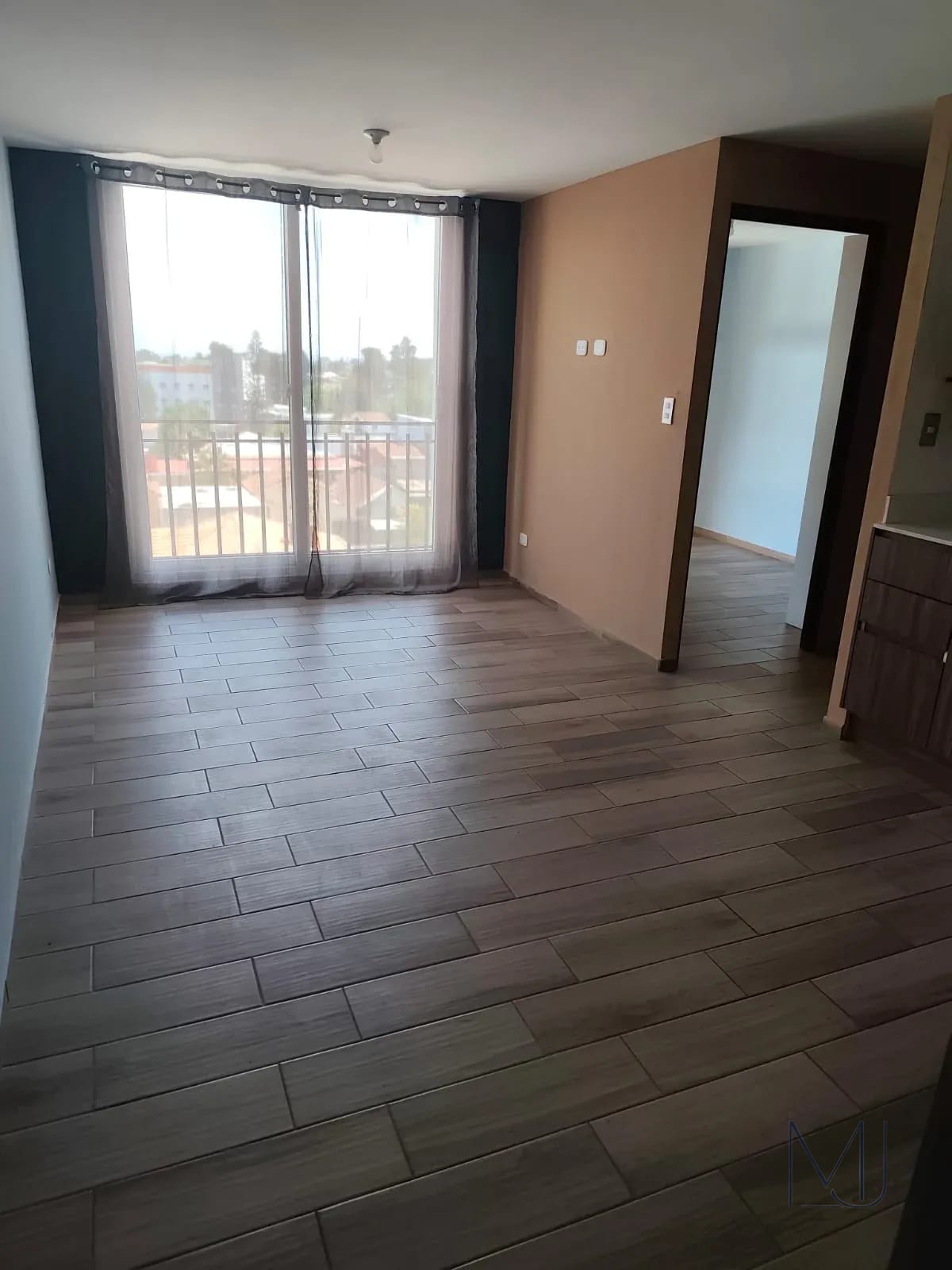 Apartamento en Alquiler | Torre Zentia | Zona 2 de Mixco | 2 habitaciones · Excelente ubicación — Apartamento en Alquiler en Torre Zentia, Zona 2 Mixco, Guatemala, Ciudad — foto 3 de 7