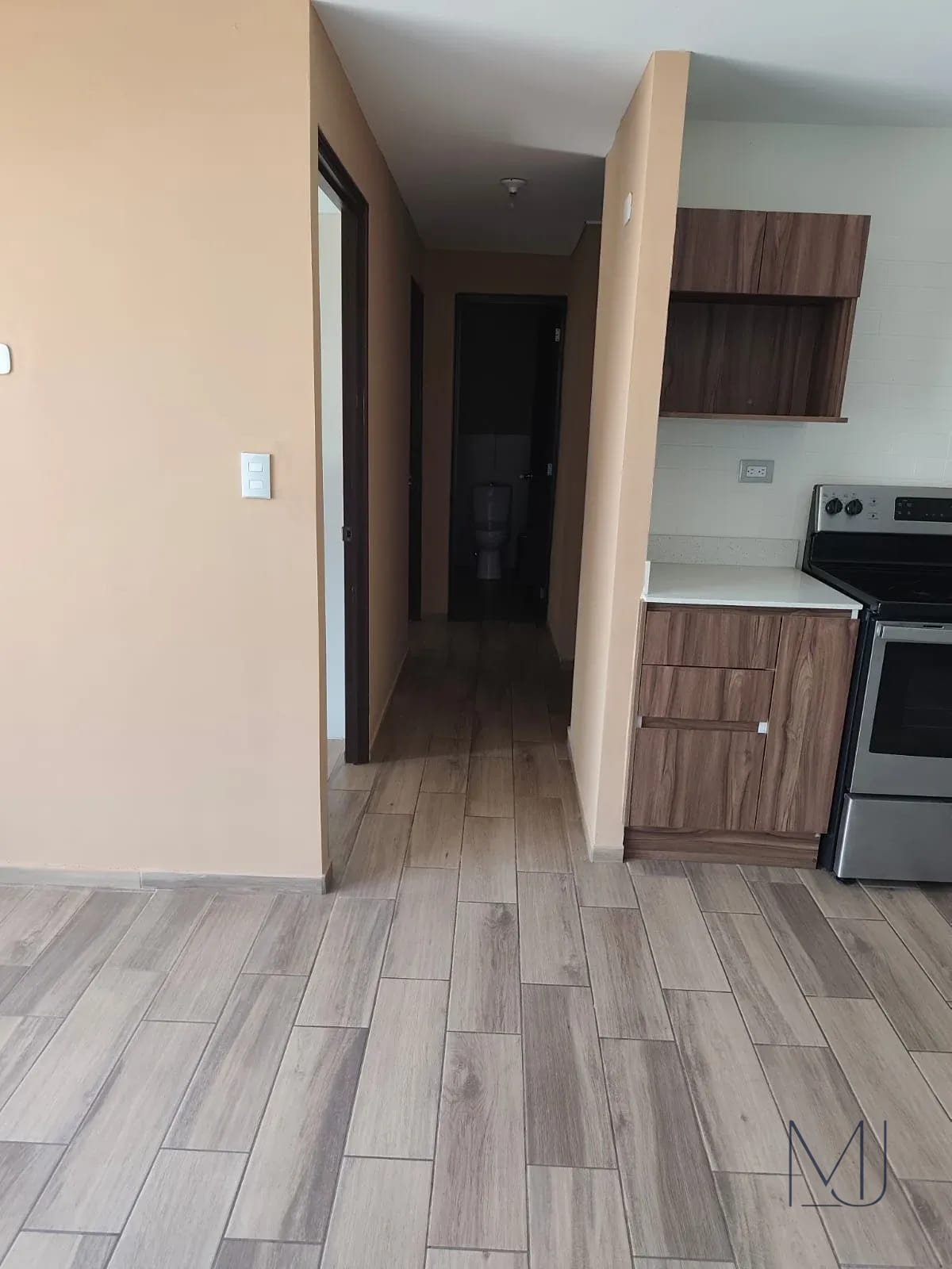 Apartamento en Alquiler | Torre Zentia | Zona 2 de Mixco | 2 habitaciones · Excelente ubicación — Apartamento en Alquiler en Torre Zentia, Zona 2 Mixco, Guatemala, Ciudad — foto 4 de 7