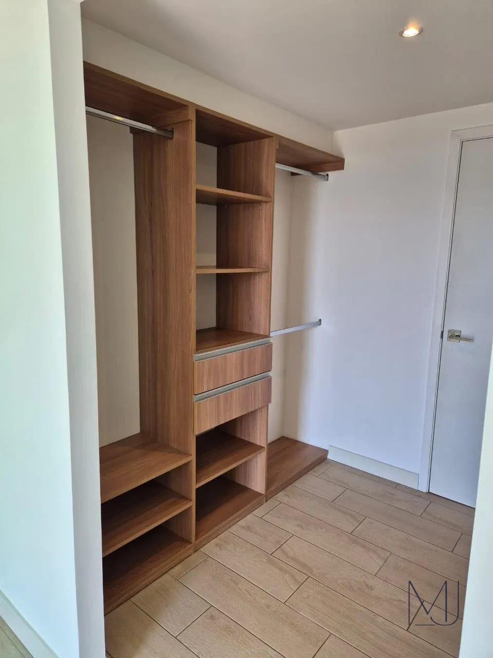 Apartamento en Venta Quo Zona 4 Dúplex amueblado · 3 habitaciones — Apartamento en Venta en QUO, Zona 4, Guatemala, Ciudad — foto 11 de 13