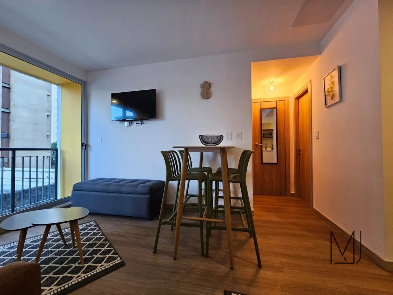 Apartamento en Alquiler | VIVO 4 | Zona 4 | 1 Habitación · Balcón — Apartamento en Alquiler en Vivo Zona 4, Zona 4, Guatemala, Ciudad — foto 1 de 8