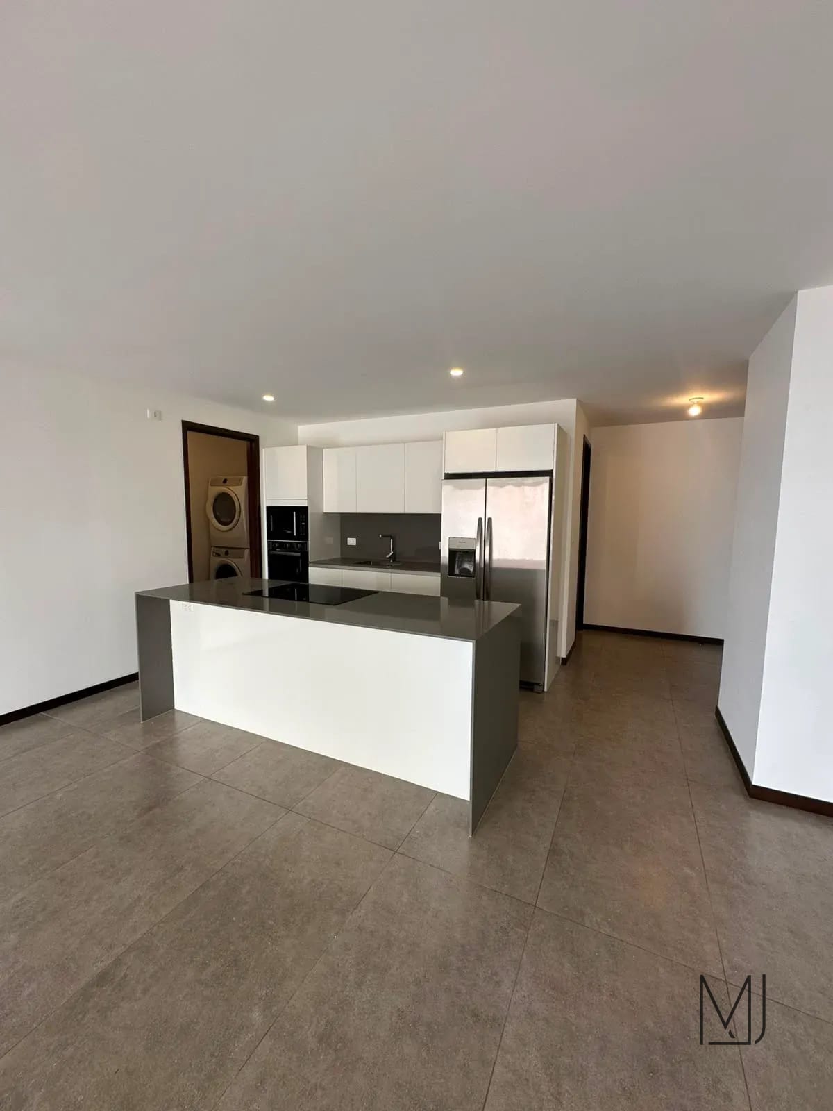Apartamento en Alquiler | Albero San Lázaro | Zona 15 | 137 m² · 3 Hab — Apartamento en Alquiler en Albero San Lazaro, Zona 15, Guatemala, Ciudad — foto 3 de 14