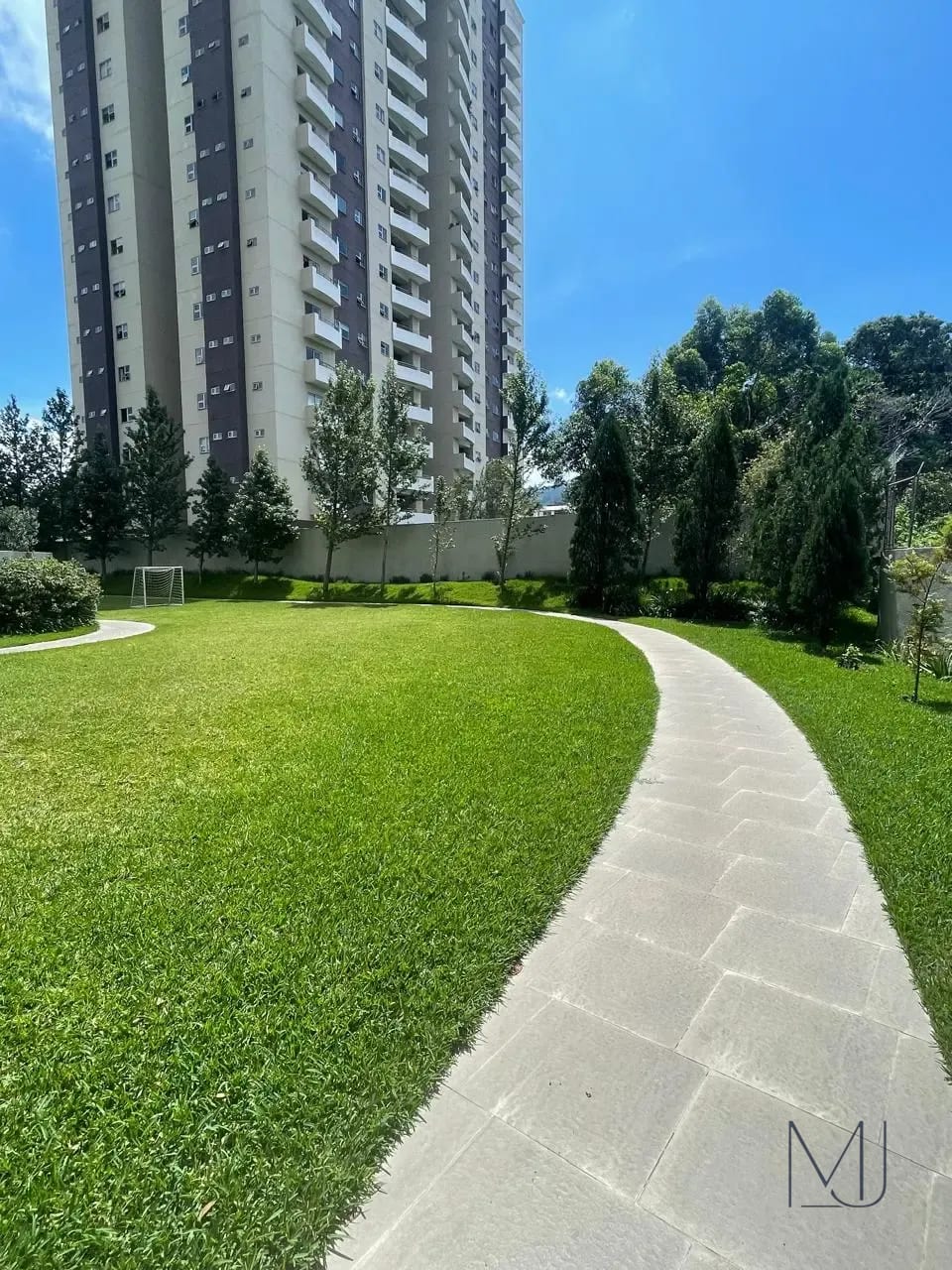 Apartamento en Alquiler Botticelli Zona 15 272 m² 3 Habitaciones — Apartamento en Alquiler en Botticelli, Zona 15, Guatemala, Ciudad — foto 15 de 17