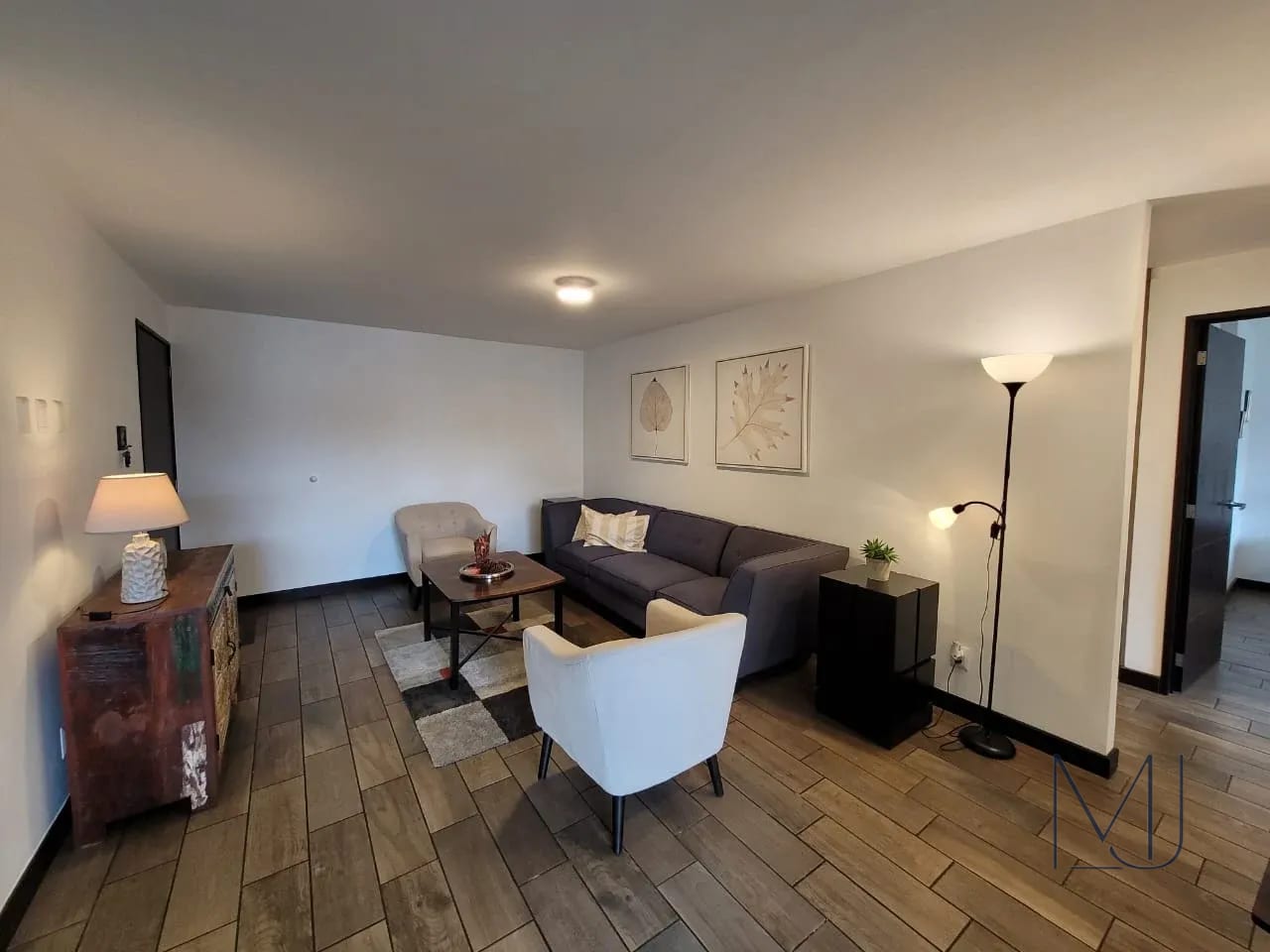 Apartamento Amueblado en Alquiler | Edificio Verona | Zona 10 | 100 m² — Apartamento en Alquiler en Verona, Zona 10, Guatemala, Ciudad — foto 2 de 17