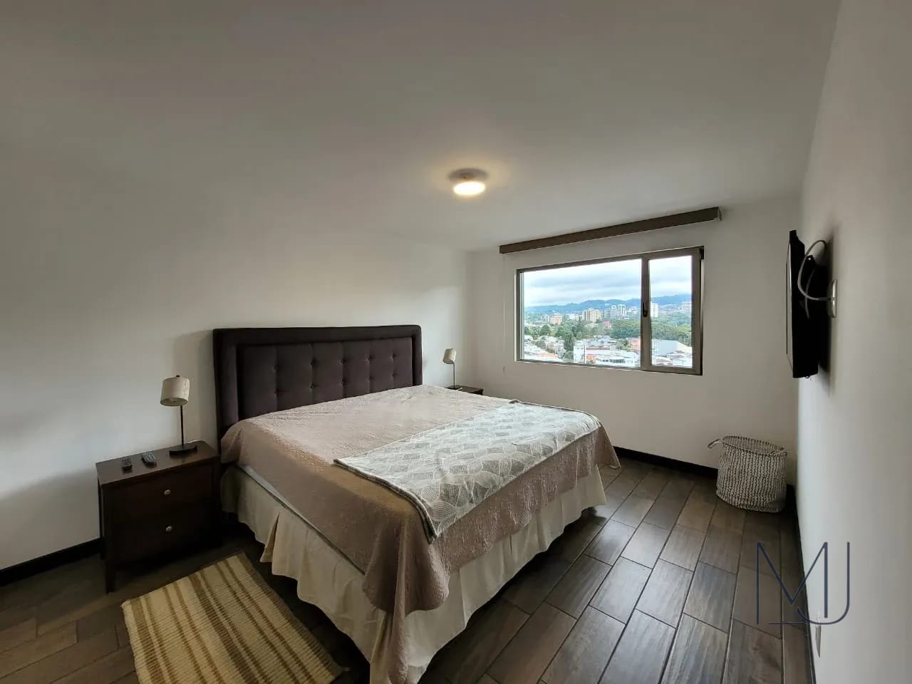 Apartamento Amueblado en Alquiler | Edificio Verona | Zona 10 | 100 m² — Apartamento en Alquiler en Verona, Zona 10, Guatemala, Ciudad — foto 10 de 17