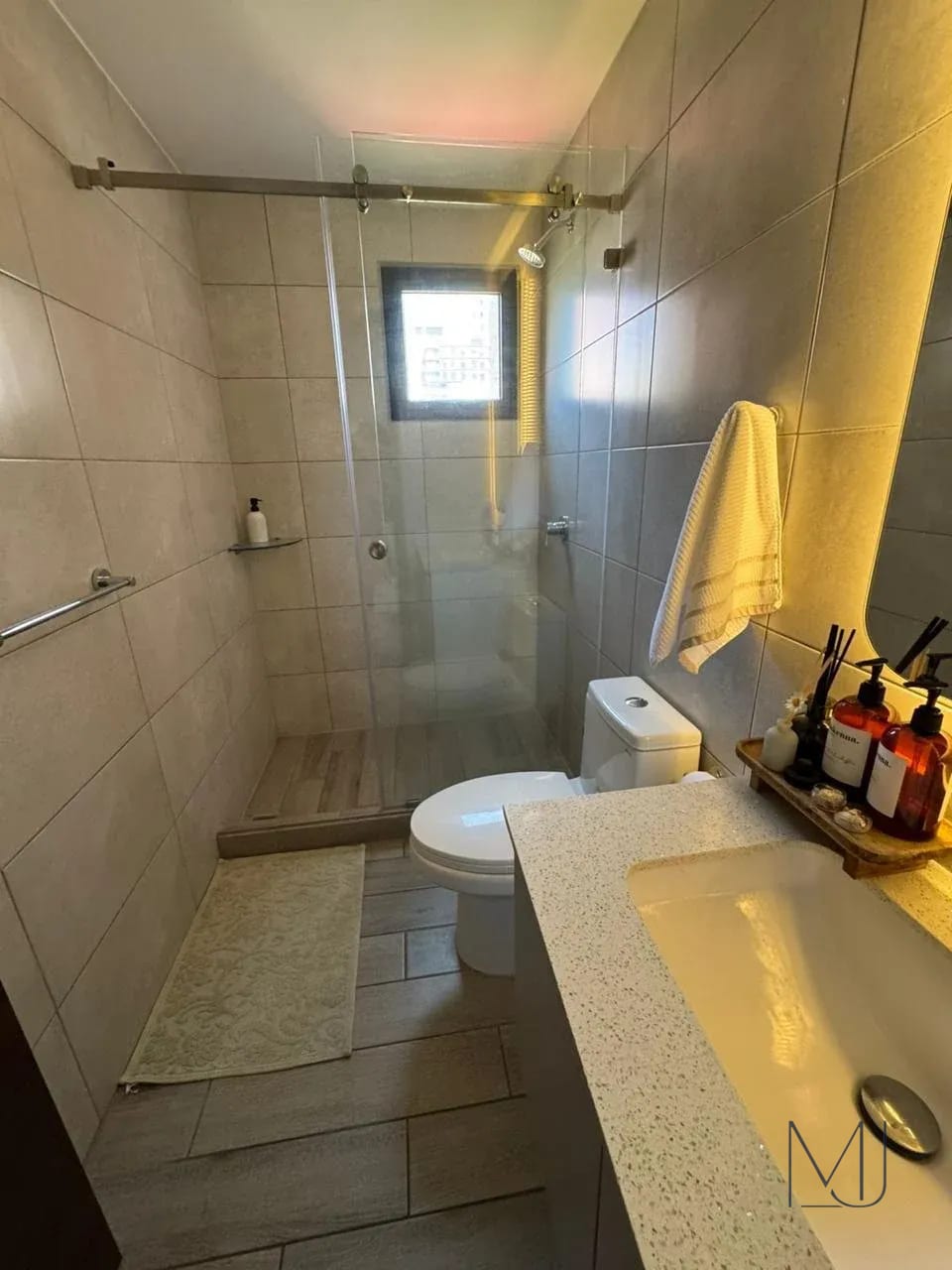 Apartamento Amueblado en Alquiler | Parque 10 | Zona 10 | 3 Habs — Apartamento en Alquiler en Parque 10, Zona 10, Guatemala, Ciudad — foto 9 de 9