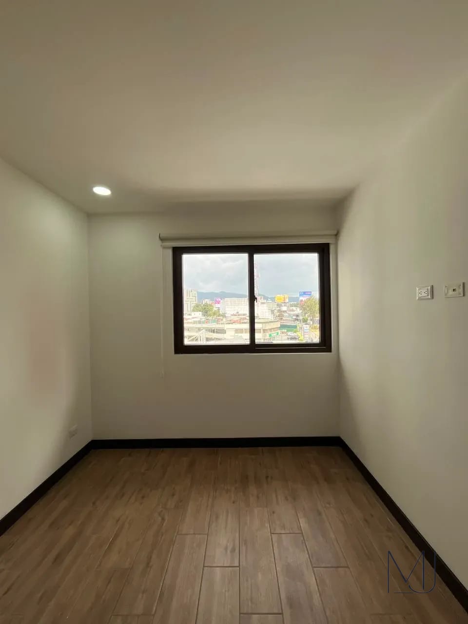 Apartamento en Renta | Marqués de Oakland | Zona 10 | 3 habitaciones — Apartamento en Alquiler en Marques de Oakland, Zona 10, Guatemala, Ciudad — foto 13 de 15