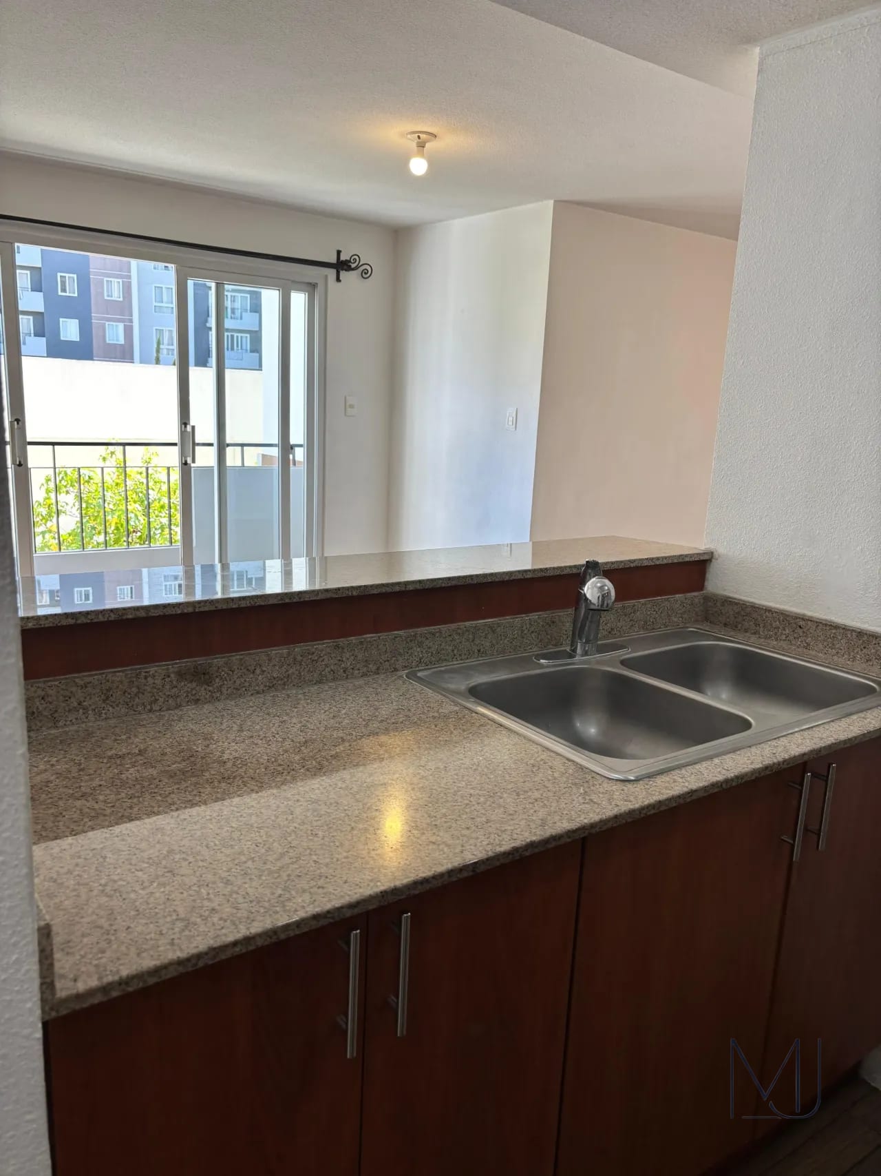 Apartamento en Venta | Parque 7 | Zona 7 | Calzada Roosevelt — Apartamento en Venta en Parque 7, Zona 7, Guatemala, Ciudad — foto 3 de 9