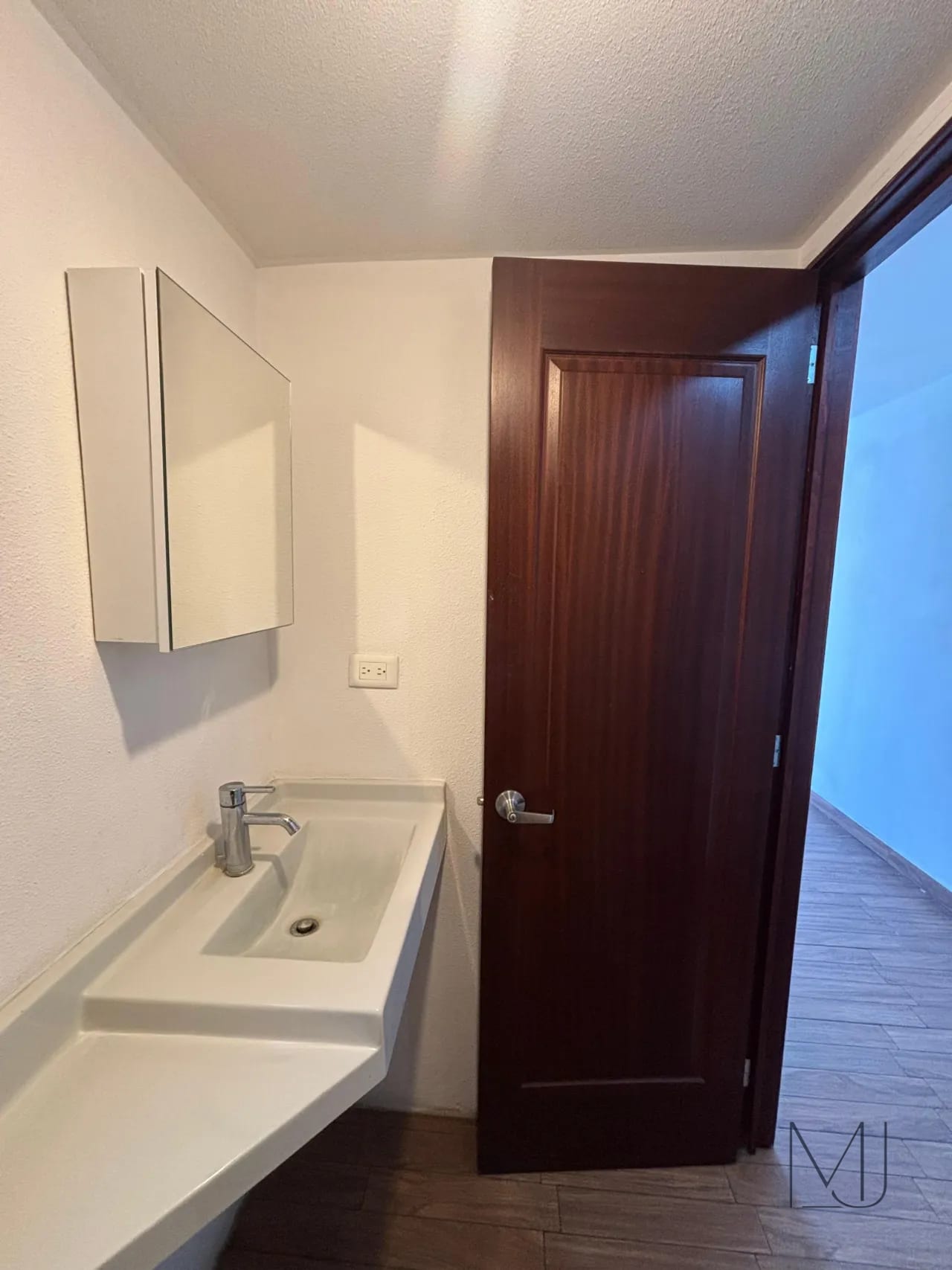 Apartamento en Venta | Parque 7 | Zona 7 | Calzada Roosevelt — Apartamento en Venta en Parque 7, Zona 7, Guatemala, Ciudad — foto 9 de 9