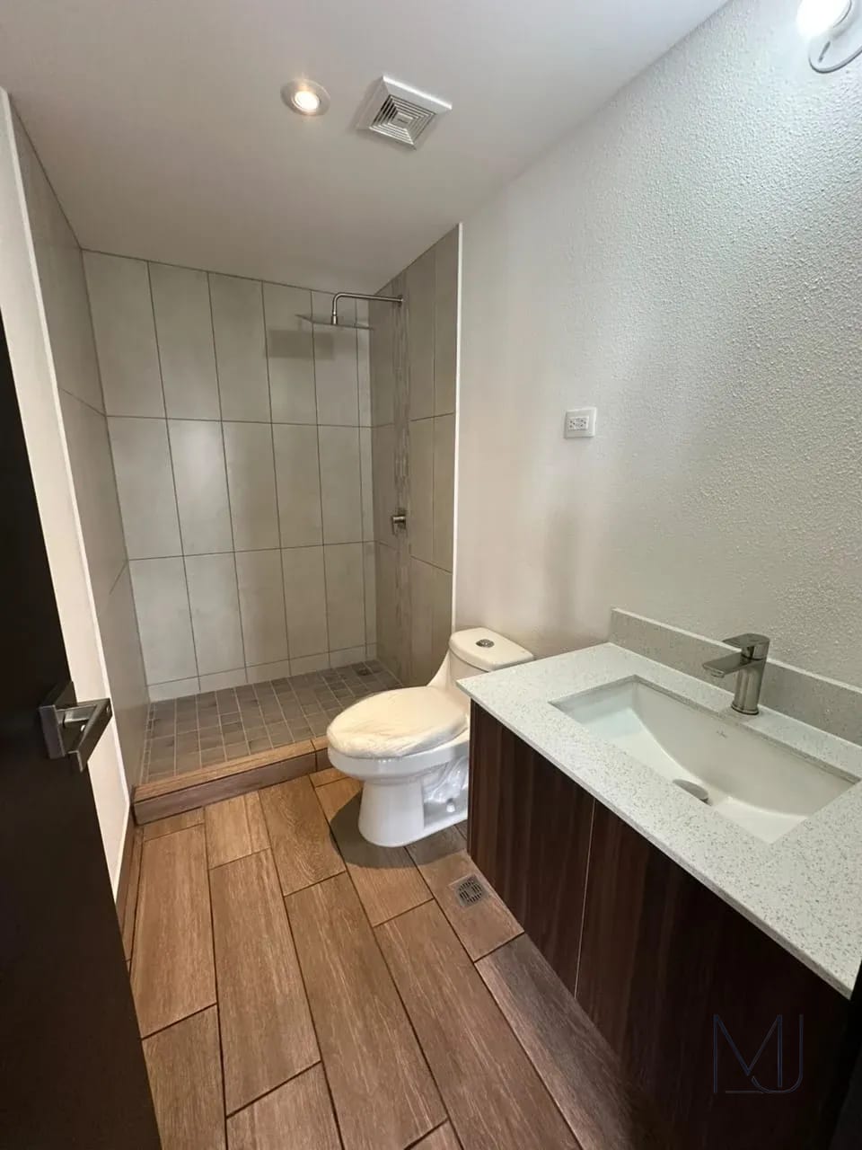 Apartamento en Renta | San Isidro 2021 | Zona 16 | 2 Habitaciones — Apartamento en Alquiler en San Isidro 20/21, Zona 16, Guatemala, Ciudad — foto 14 de 16