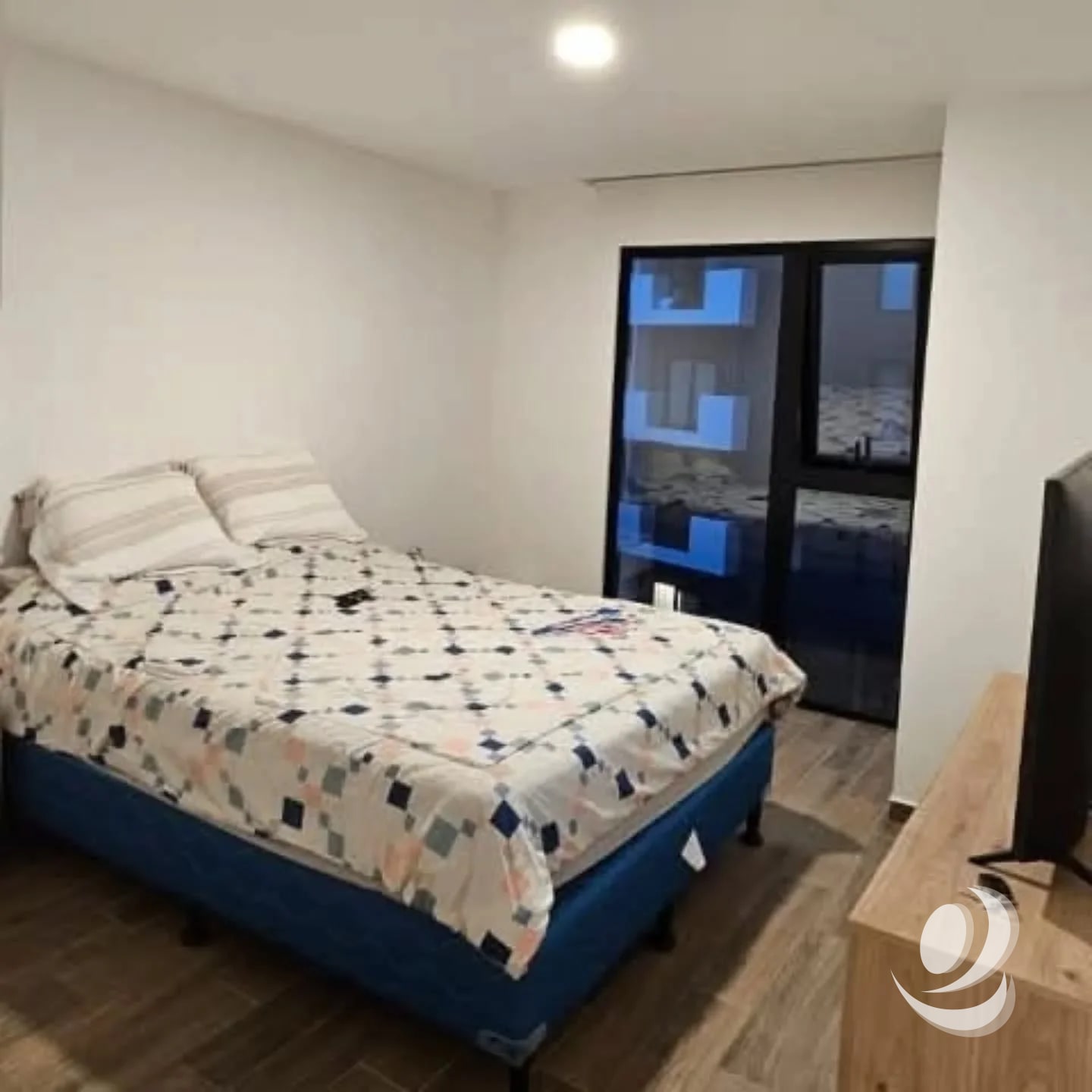 Excelente Precio en zona 14 - 5