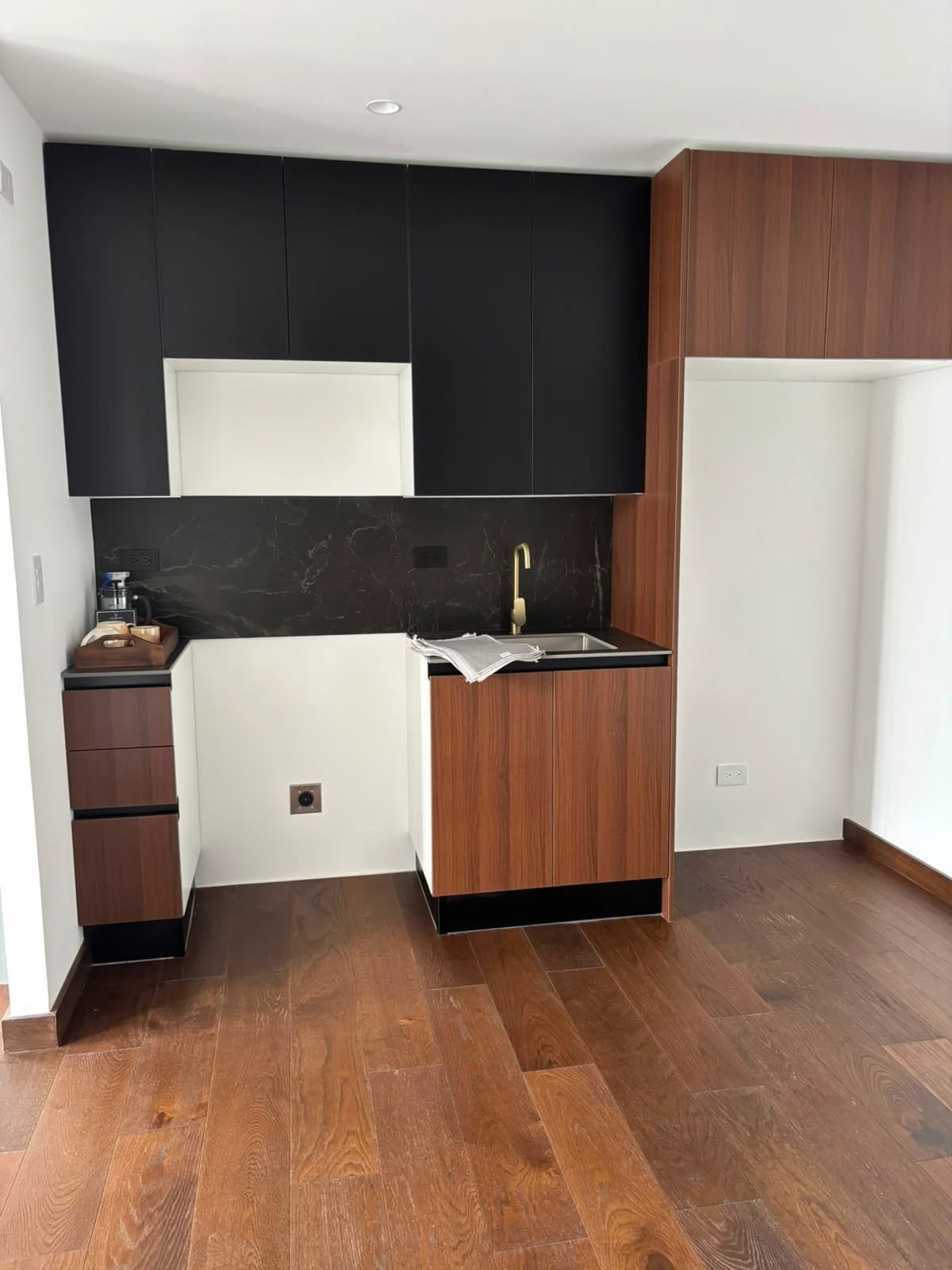 Apartamento en alquiler zona 10 — Apartamento en Alquiler en Atarah, Zona 10, Guatemala, Ciudad — foto 7 de 10