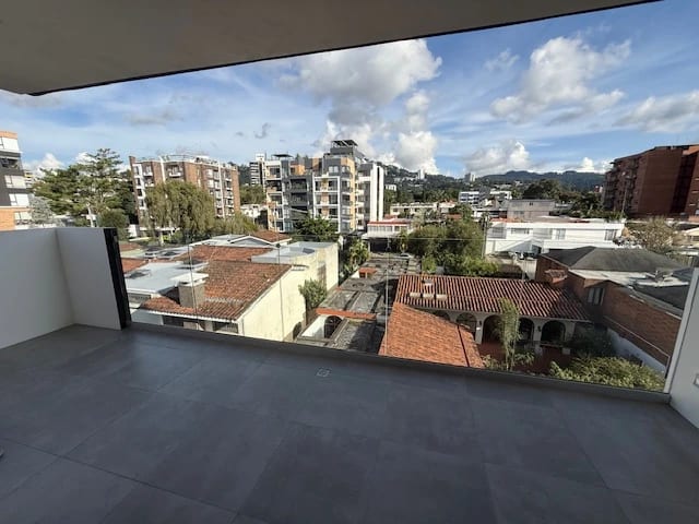 Rento apartamento en Zona 15 Vista Hermosa 2 EDIFICIO NUEVO EXCLUSIVO — Apartamento en Alquiler en Zona 15, Guatemala, Ciudad — foto 2 de 17