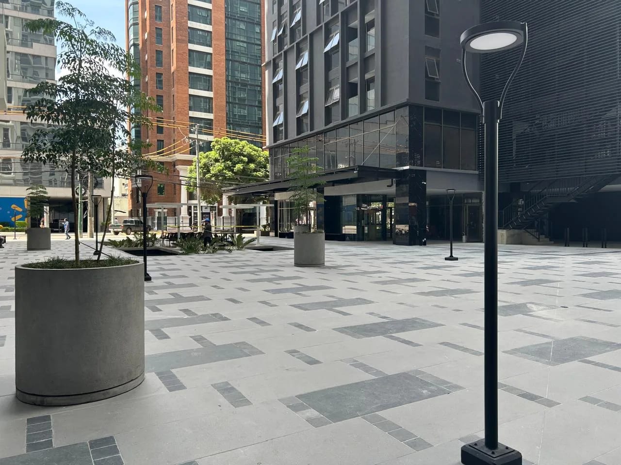 Rento apartamento en Zona 10 EDIFICIO NUEVO, AMENIDADES DE LUJO — Apartamento en Alquiler en Atarah, Zona 10, Guatemala, Ciudad — foto 9 de 17