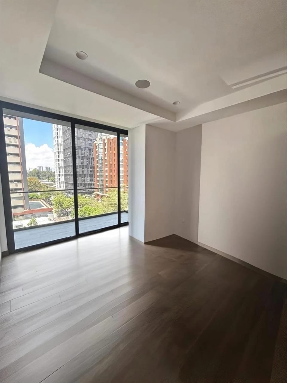 Apartamento en Renta en Zona 10 EDIFICIO FERRE DIEZ Z.10 — Apartamento en Alquiler en Ferré Diez, Zona 10, Guatemala, Ciudad — foto 6 de 17