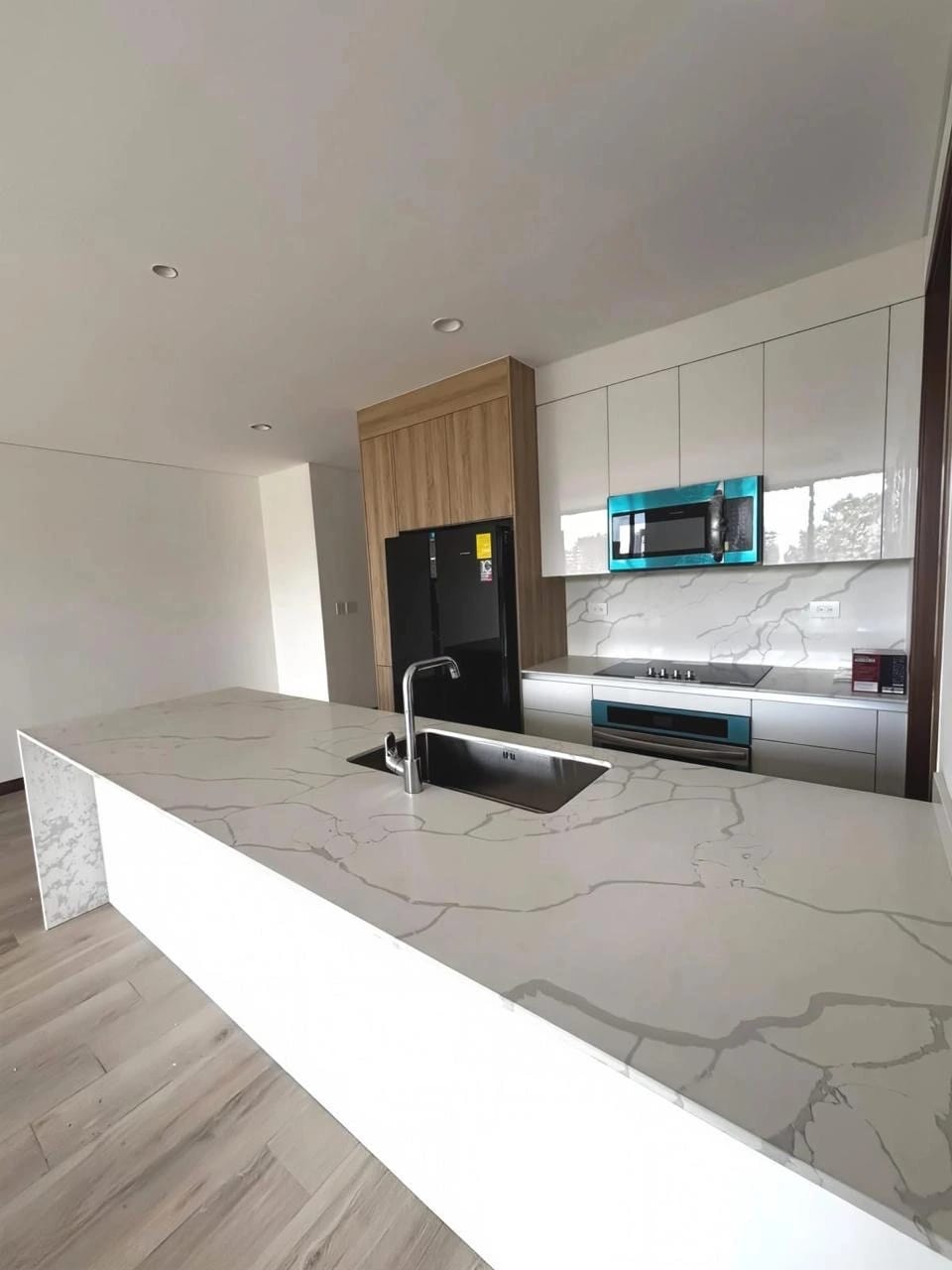 Rento apartamento en Zona 10 EDIFICIO NUEVO Y EXCLUSIVO — Apartamento en Alquiler en Ferré Diez, Zona 10, Guatemala, Ciudad — foto 5 de 17