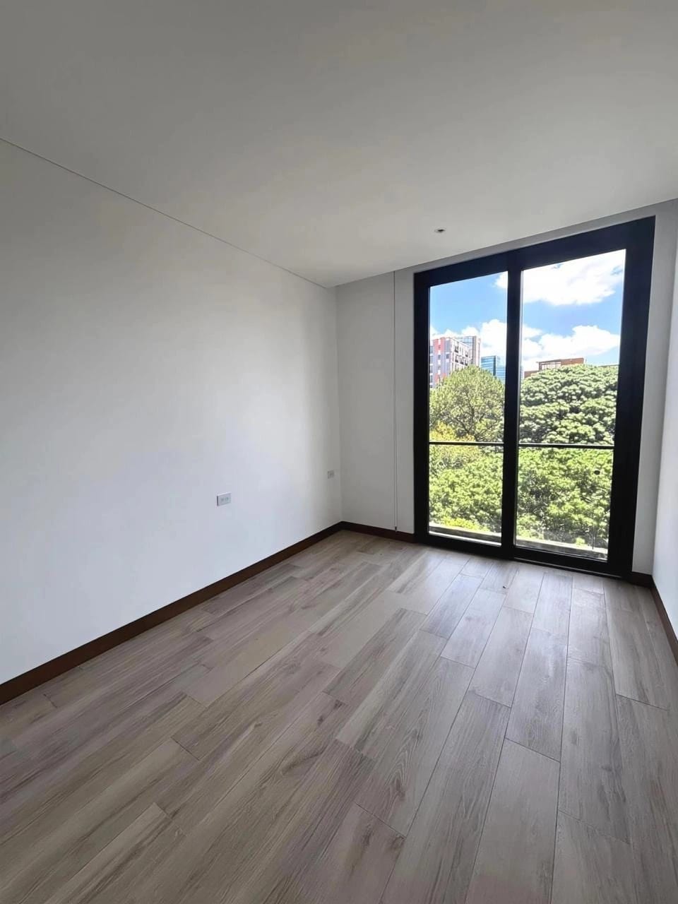 Rento apartamento en Zona 10 EDIFICIO NUEVO Y EXCLUSIVO — Apartamento en Alquiler en Ferré Diez, Zona 10, Guatemala, Ciudad — foto 9 de 17