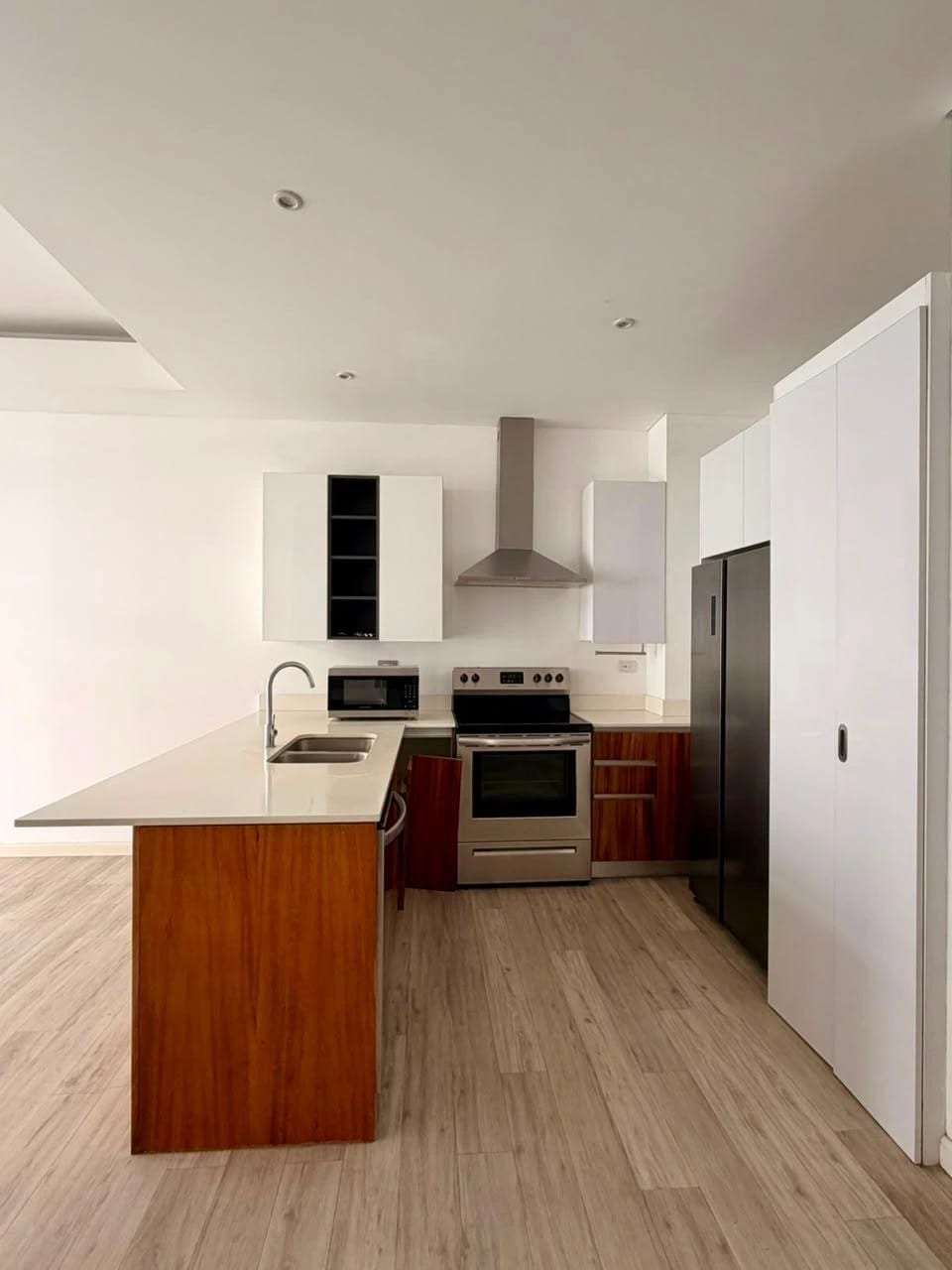 Rento apartamento en Zona 16 CIUDAD CAYALA — Apartamento en Alquiler en Ciudad Cayalá, Zona 16, Guatemala, Ciudad — foto 3 de 17