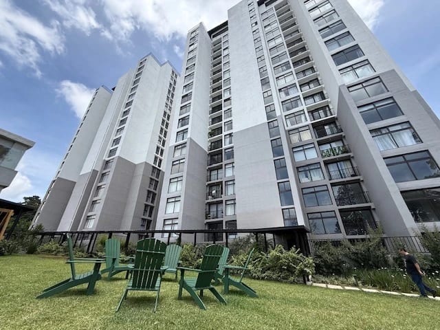 Rento apartamento en Zona 16 A 10 MINS DE CIUDAD CAYALA — Apartamento en Alquiler en Zona 16, Guatemala, Ciudad — foto 4 de 17