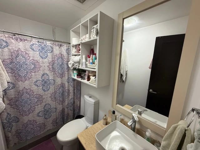 Rento apartamento AMUEBLADO en Zona 10 EDIFICIO MODERNO CON ROOFTOP — Apartamento en Alquiler en Neo Apartamentos, Zona 10, Guatemala, Ciudad — foto 17 de 17