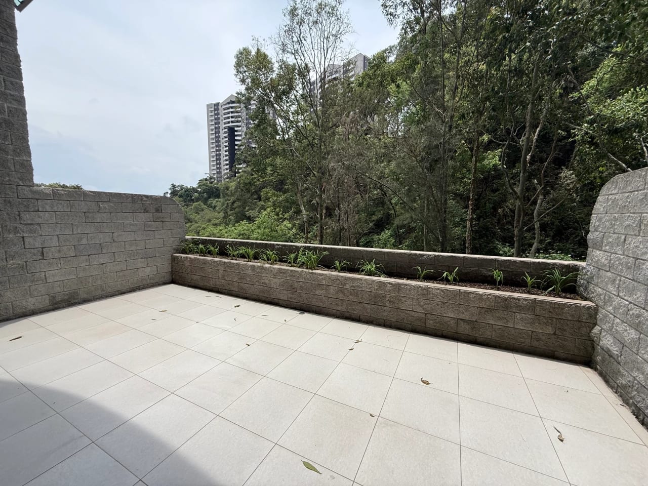 Rento apartamento tipo STUDIO CON TERRAZA en Zona 10 CERCA ZONA PADERA — Apartamento en Alquiler en Laderas de Florencia, Zona 10, Guatemala, Ciudad — foto 17 de 17